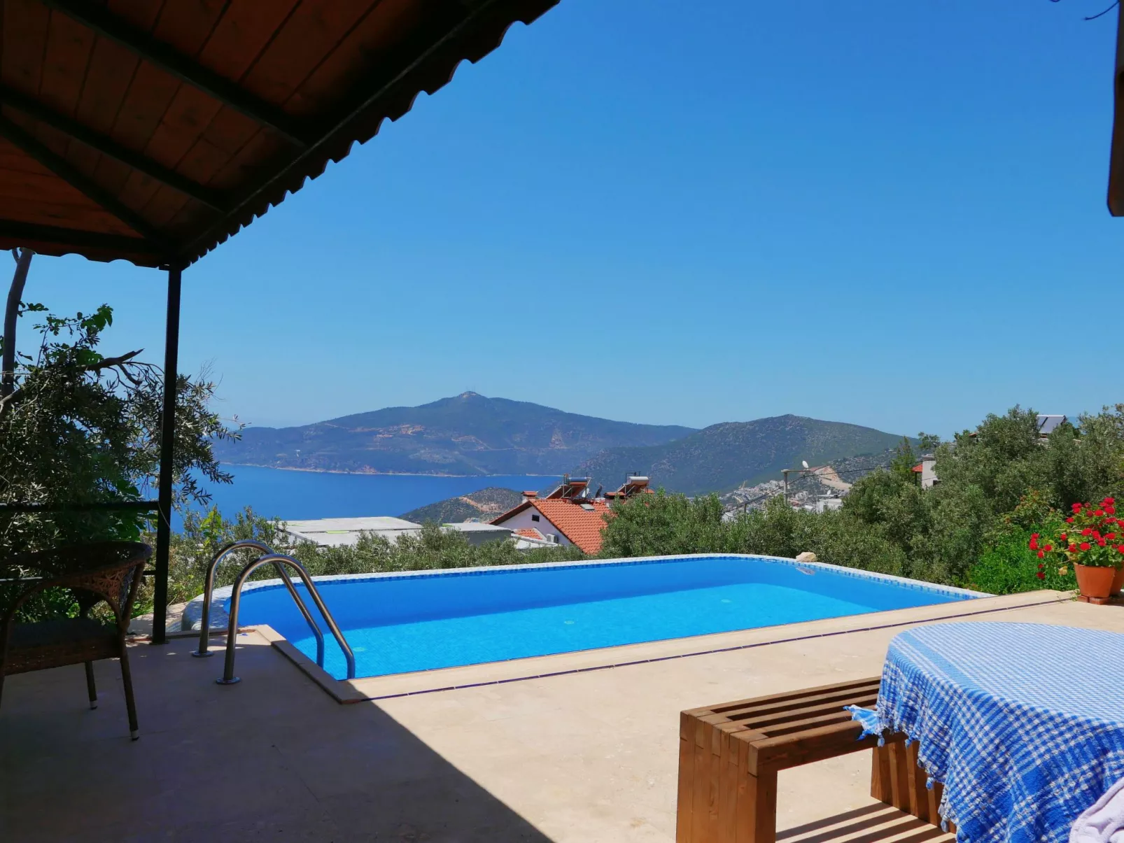 Rustikales Natursteinhaus an der Bucht von Kalkan-Draußen