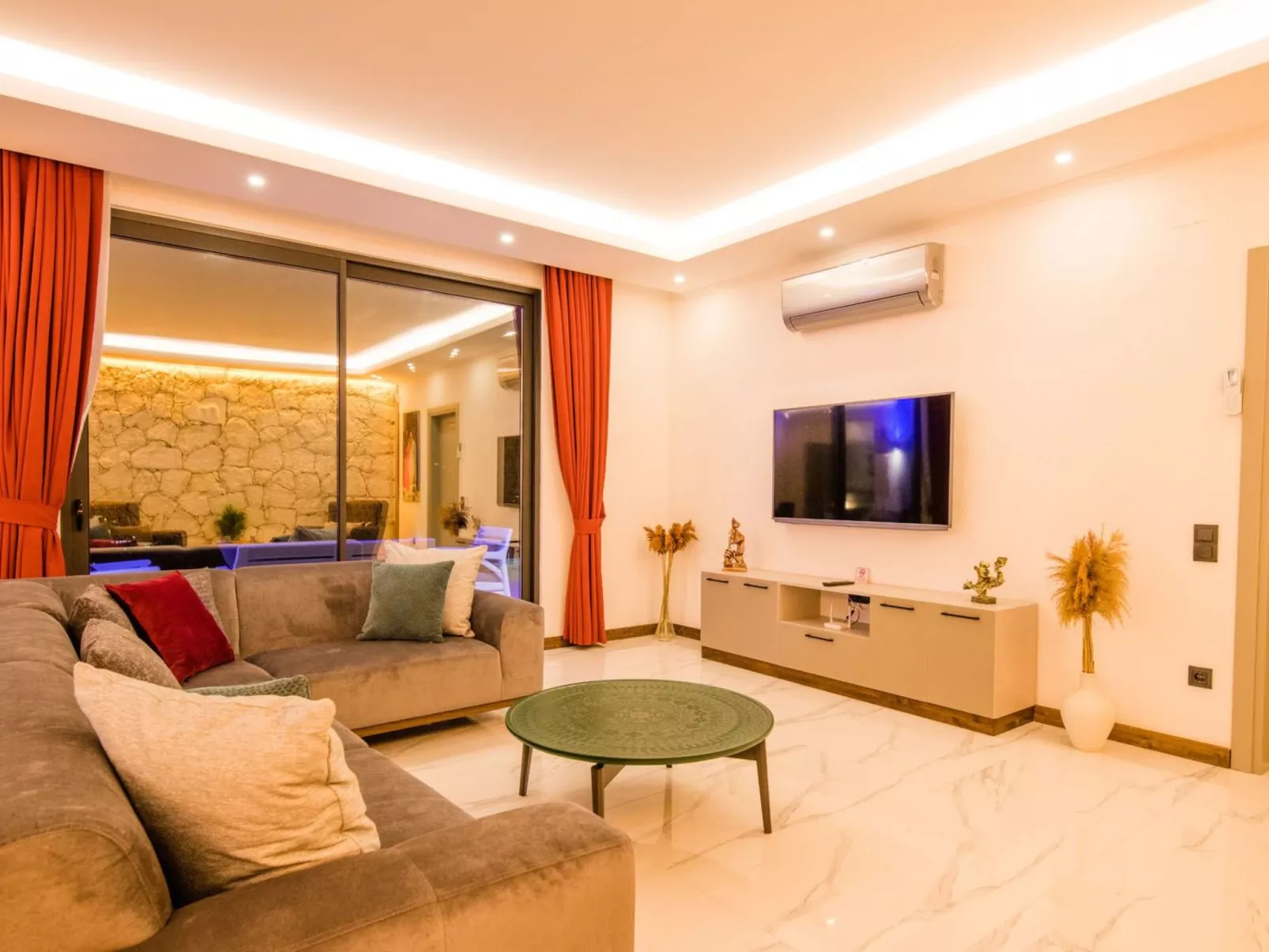 Villa Niro in Kalkan Incebel-Drinnen