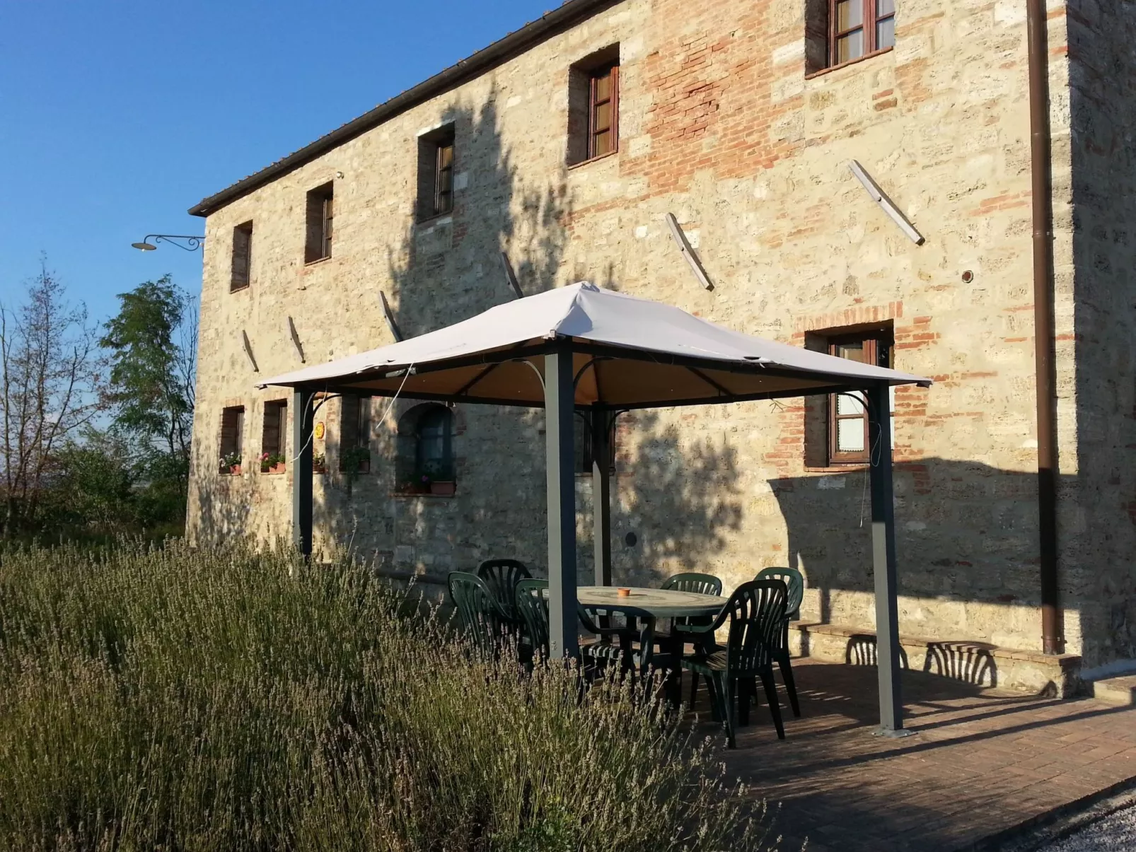 Wohnung 'Beccanella T6' mit Schwimmbad-Outside