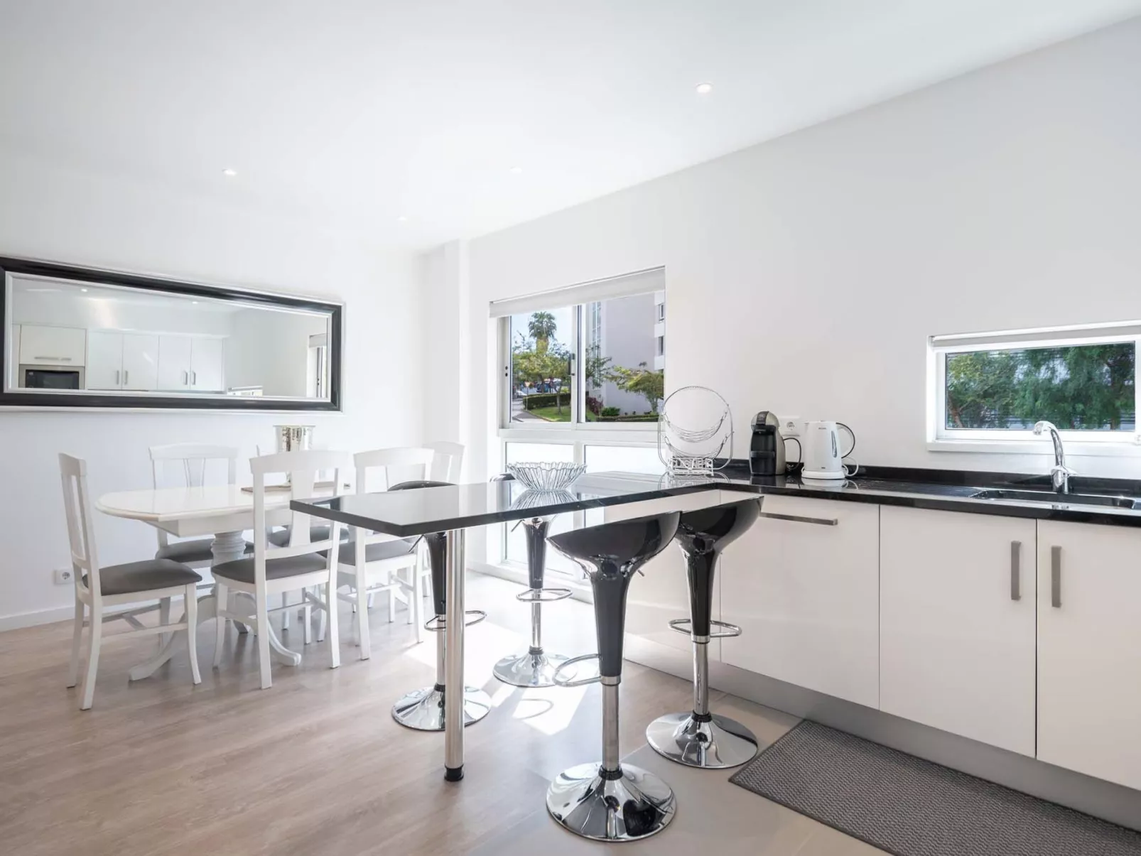 In São Martinho, in der Nähe von Doca do Cavacas-Image-tags.info