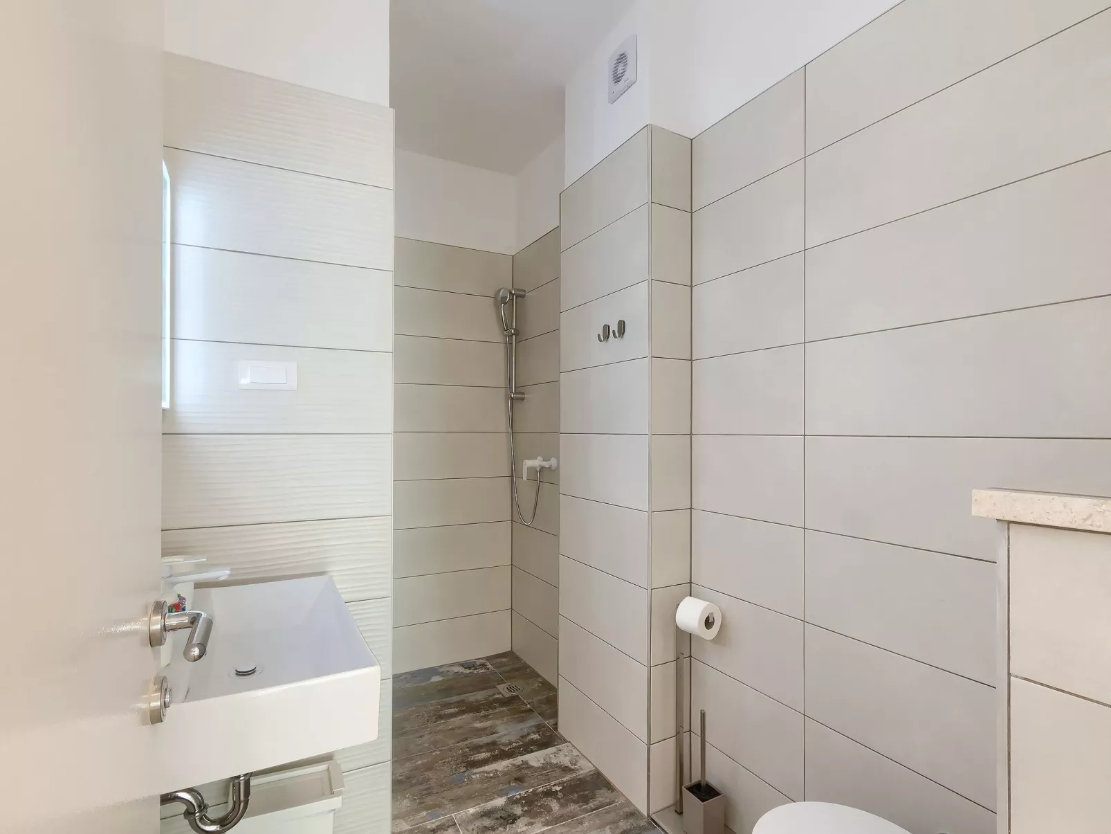 Villa Valbandon-Inside