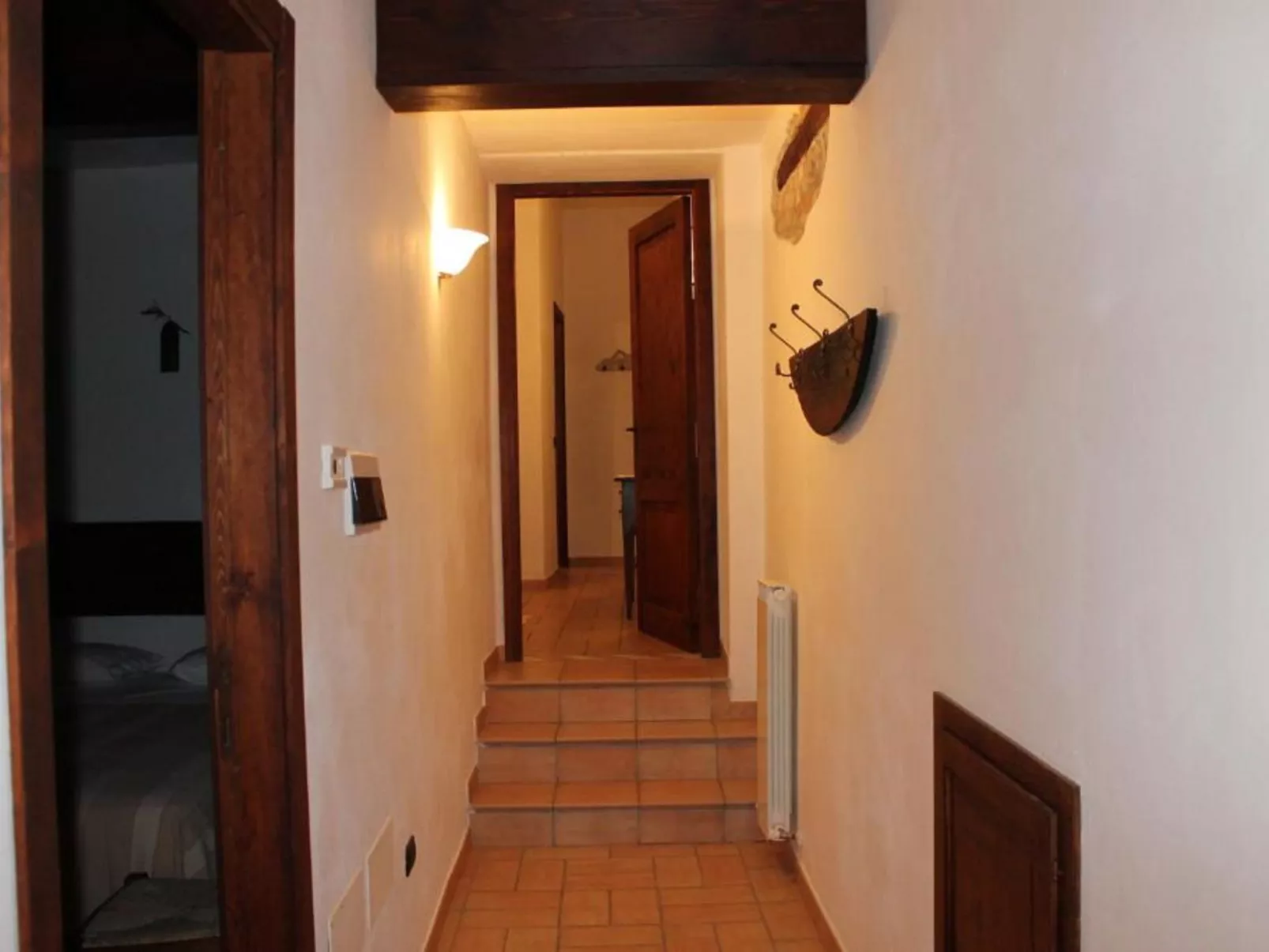 Rustikale Eleganz mit Blick auf die umbrische Landschaft-Image-tags.info