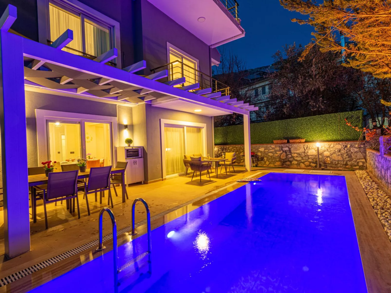 Große für Villa bis zu 9 Personen-Outside