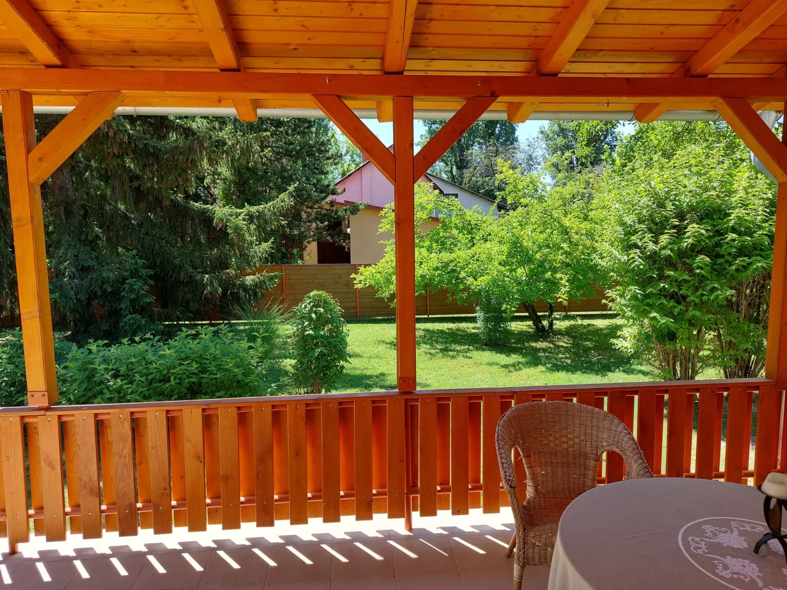 100 Meter vom Strand-Dehors