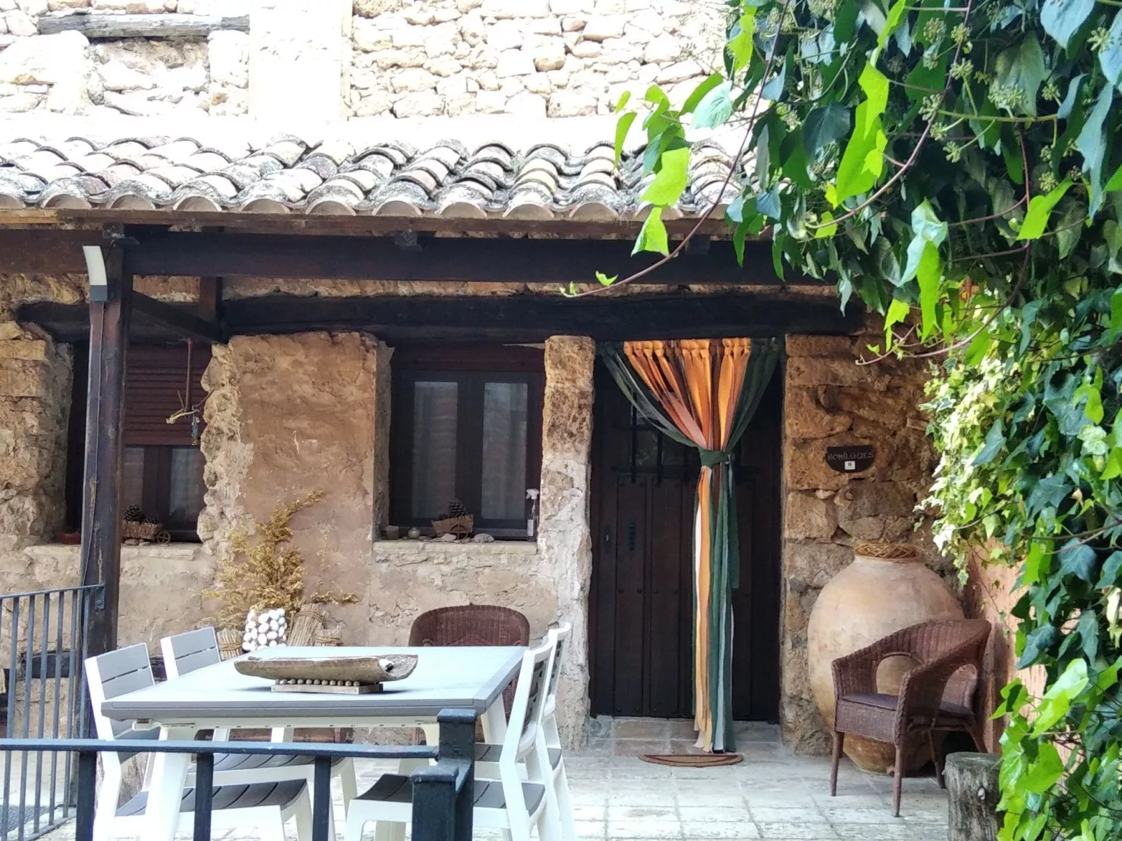 Wohnung Bohílgues, mit Terrasse - Outside