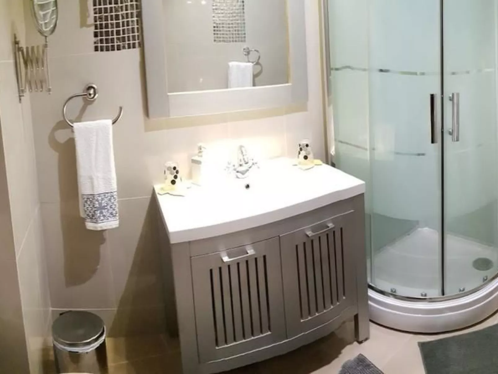 Schönes Haus mit Pool und Garten auf Teneriffa-Inside