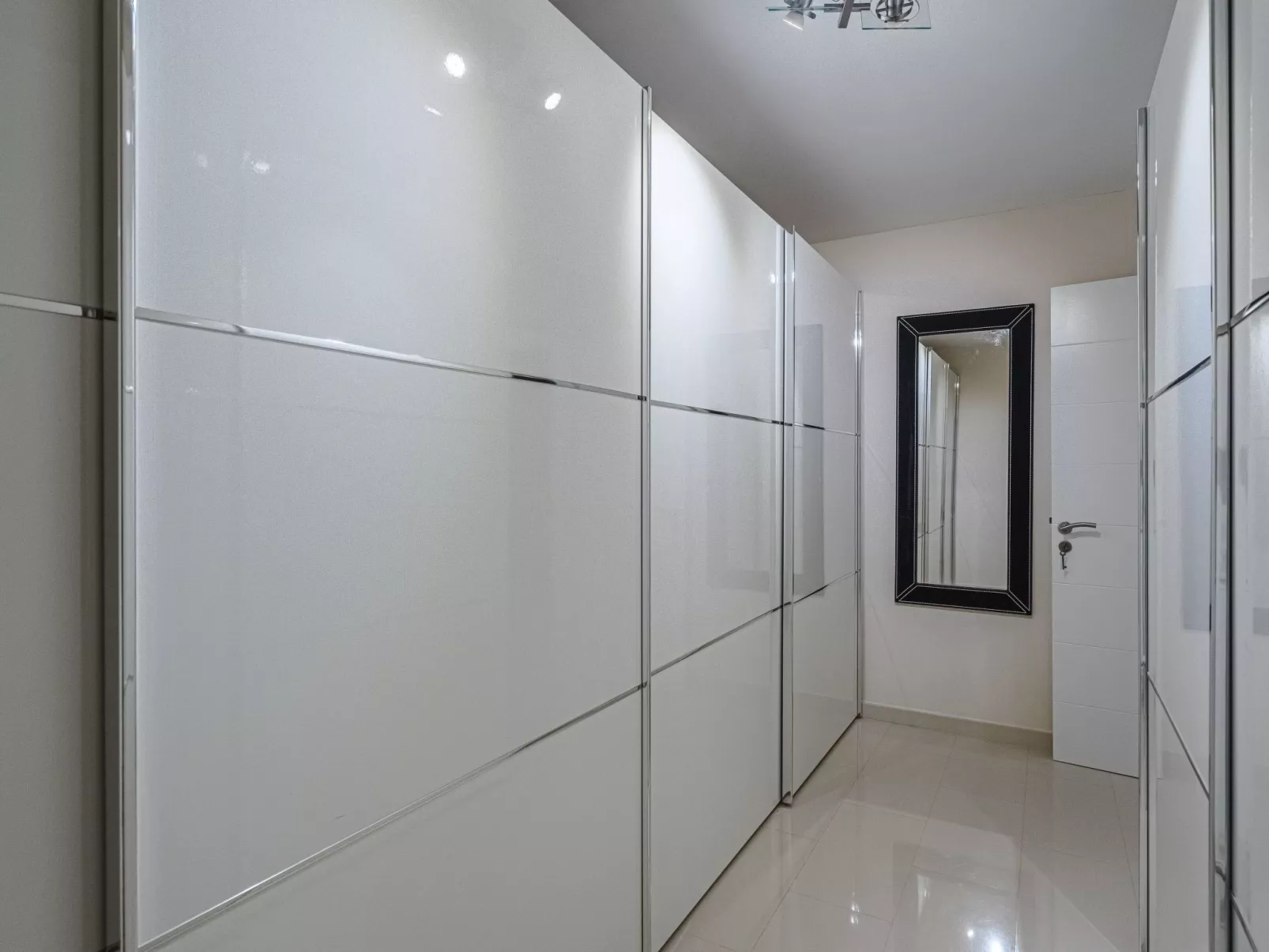 Luxusvilla mit fantastischem Meerblick-Drinnen