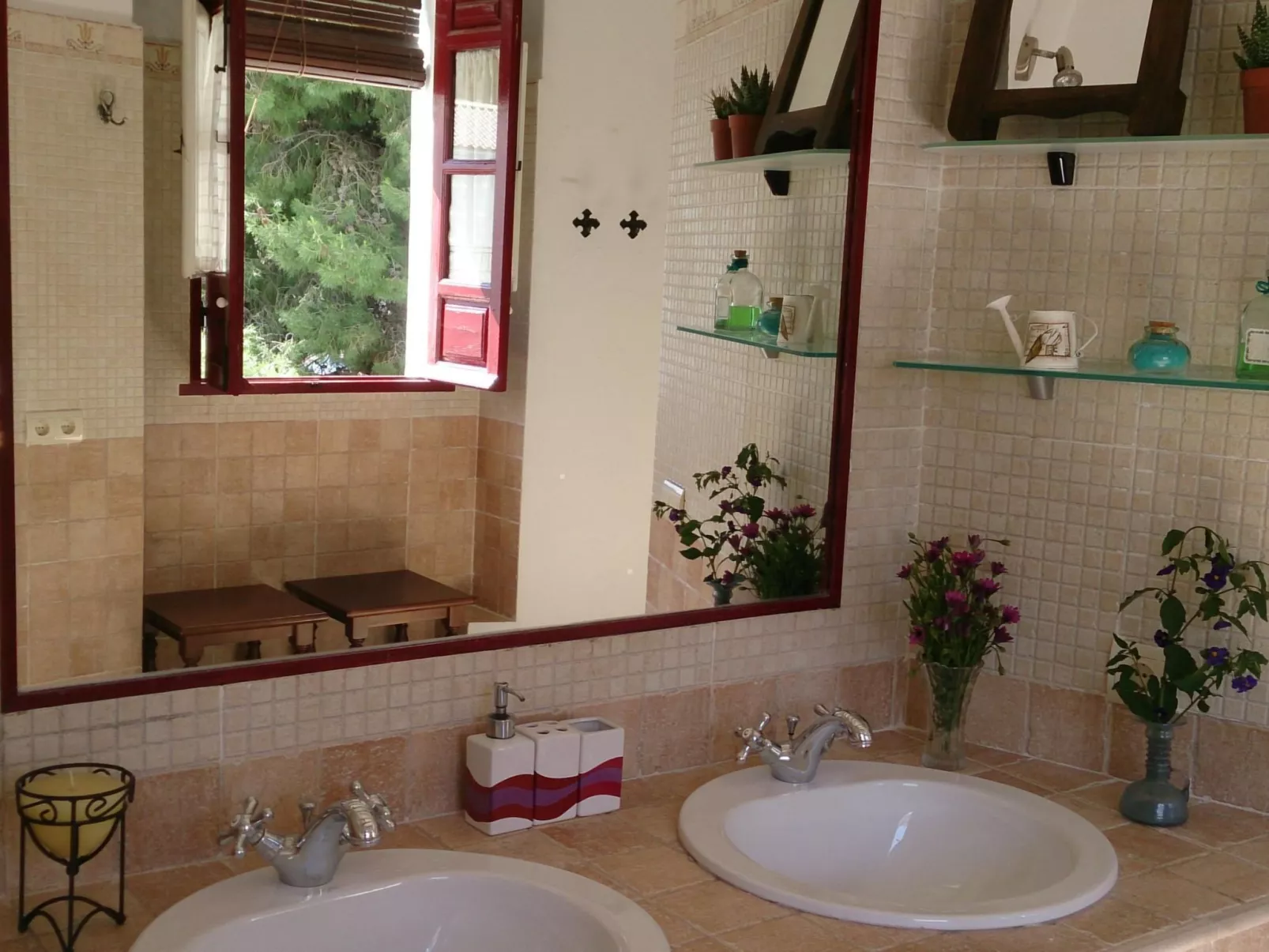 Berg- und Strandurlaub südlich von Granada-Dedans