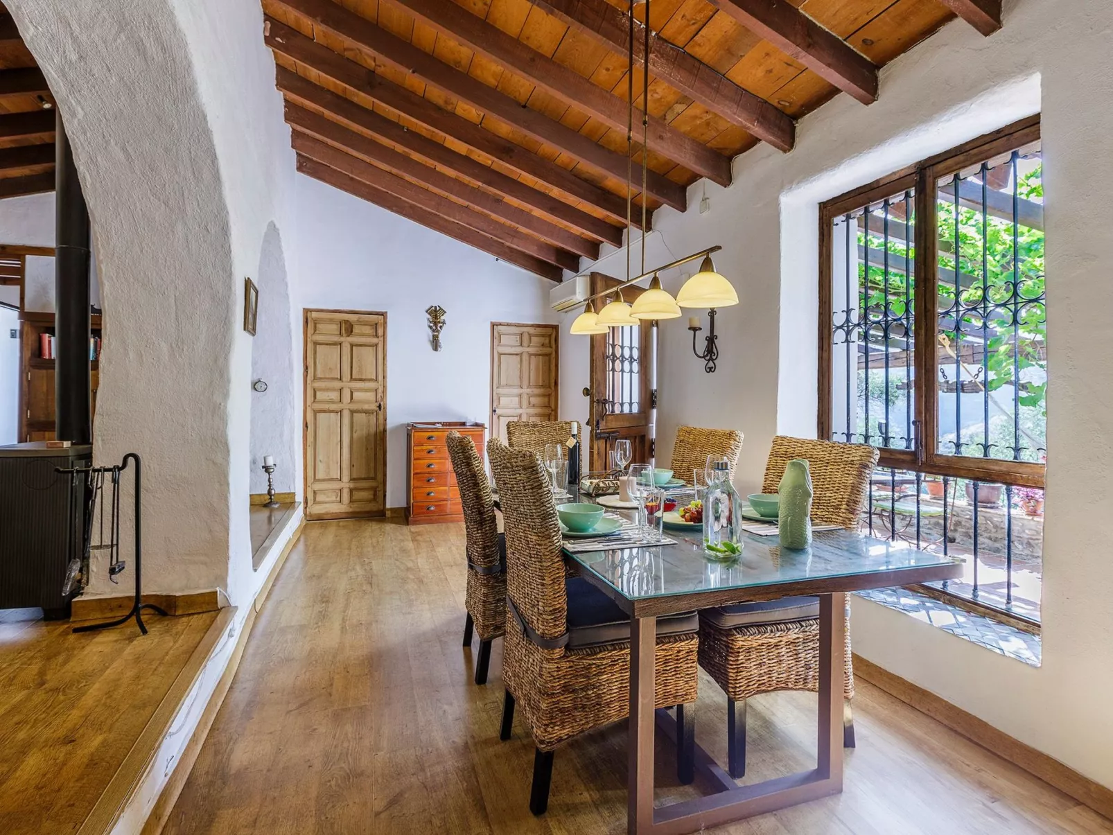 Hundefreundliches Ferienhaus mit privatem Pool-Image-tags.info