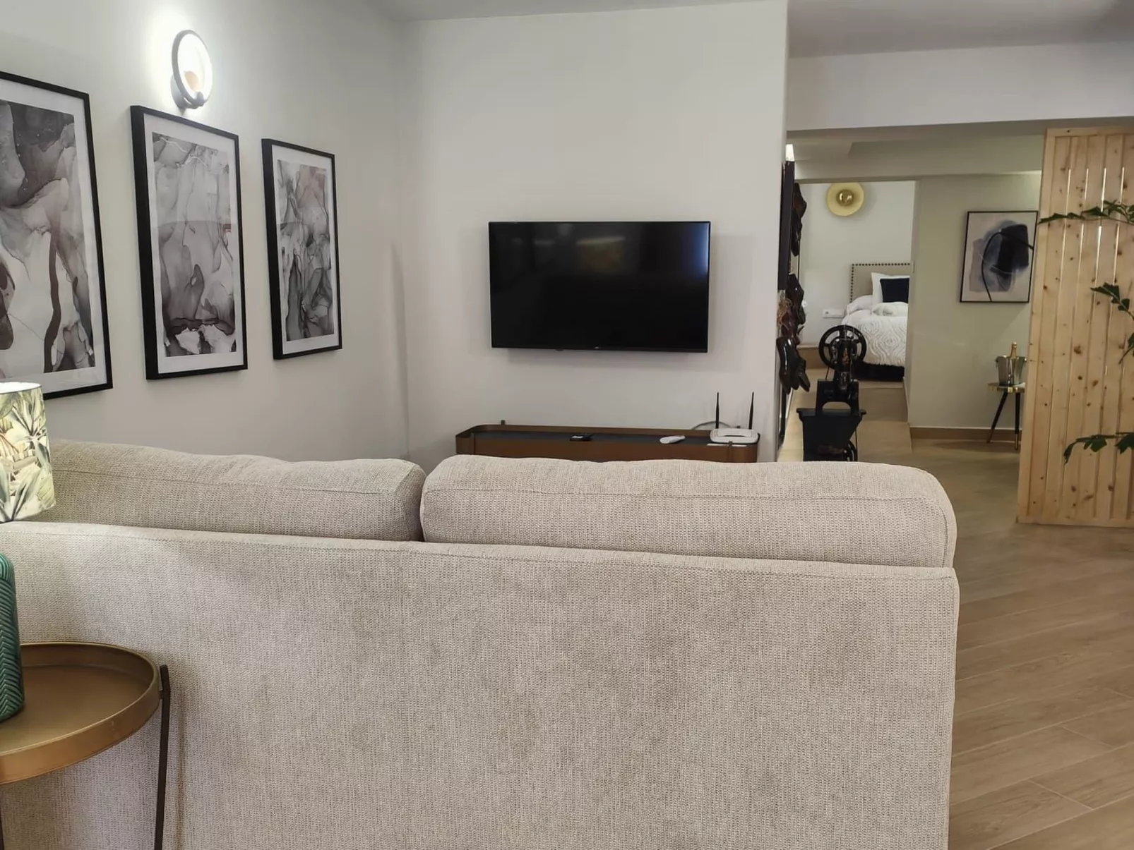 "Leather Loft Rural"-Image-tags.info