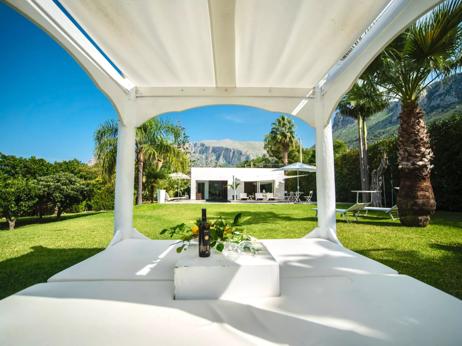 Villa Re di Denari in Terrasini-Draußen