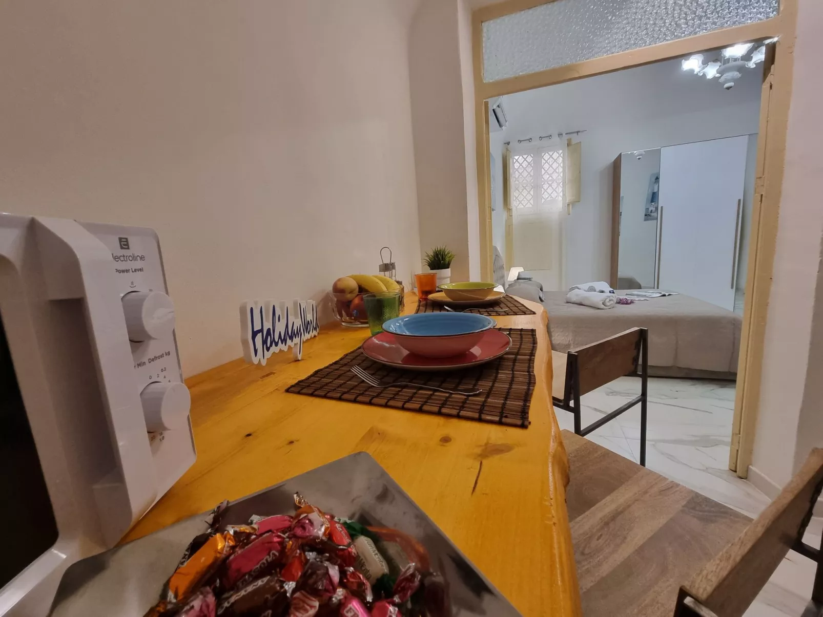 Donna Lidia von Holiday World-Image-tags.info