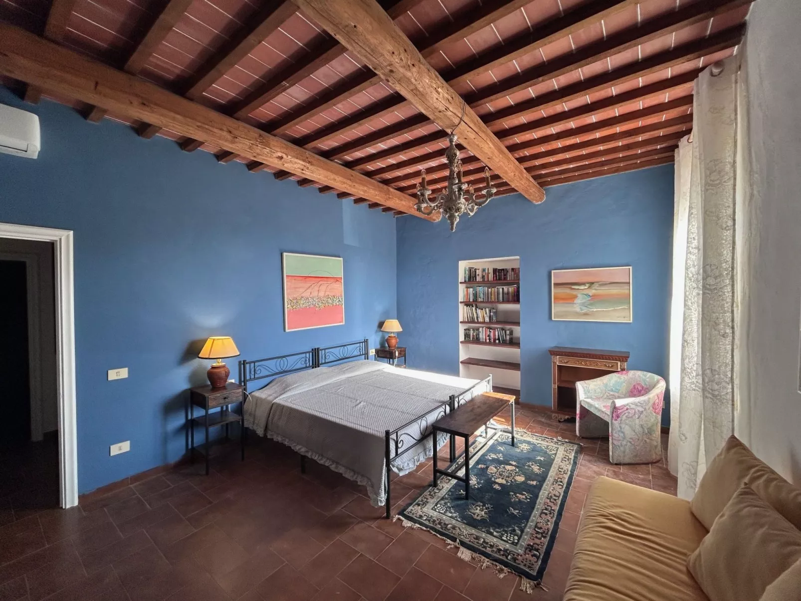 Bauernhaus mit Schwimmbad -Klimaanlage-Inside