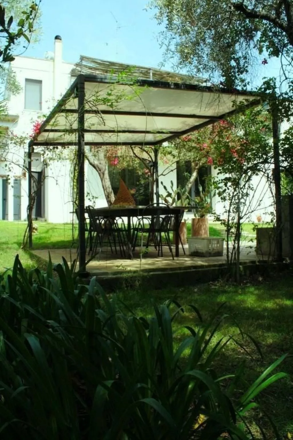 Mit Privatparkplatz-Inside