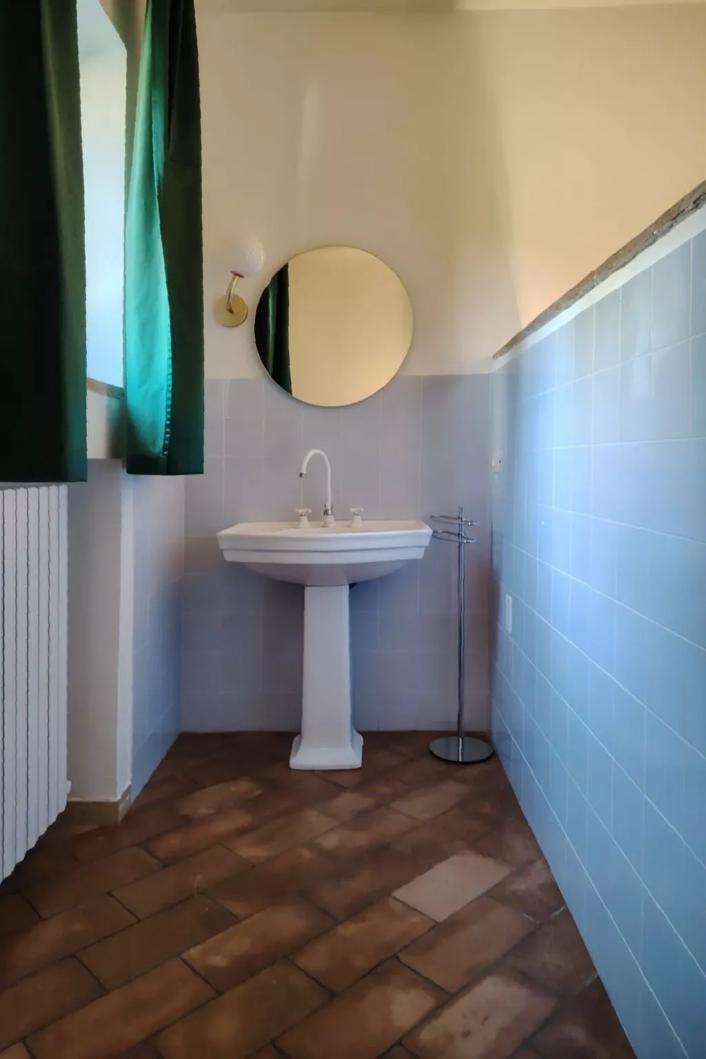 Ferienvilla casaRegina bb mit Panoramablick auf den Hügel-Dedans