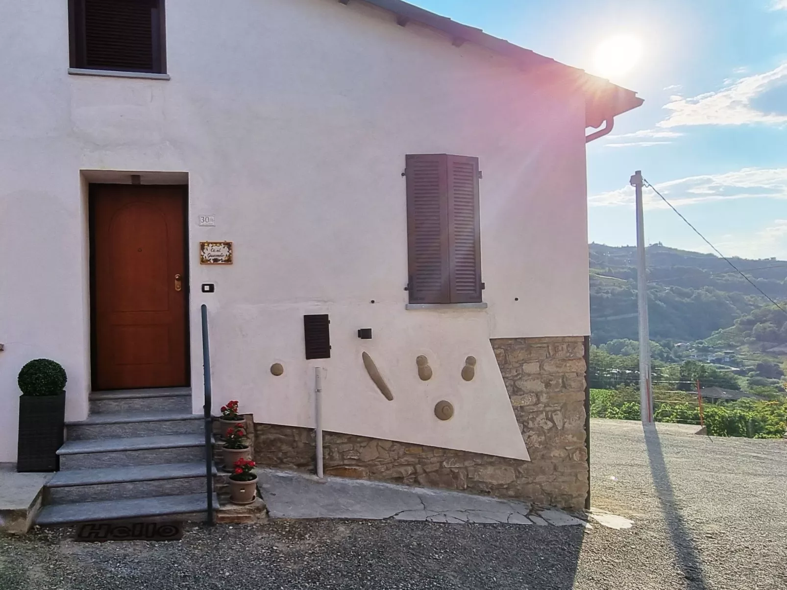 'Ca ed Giuanoto-Outside