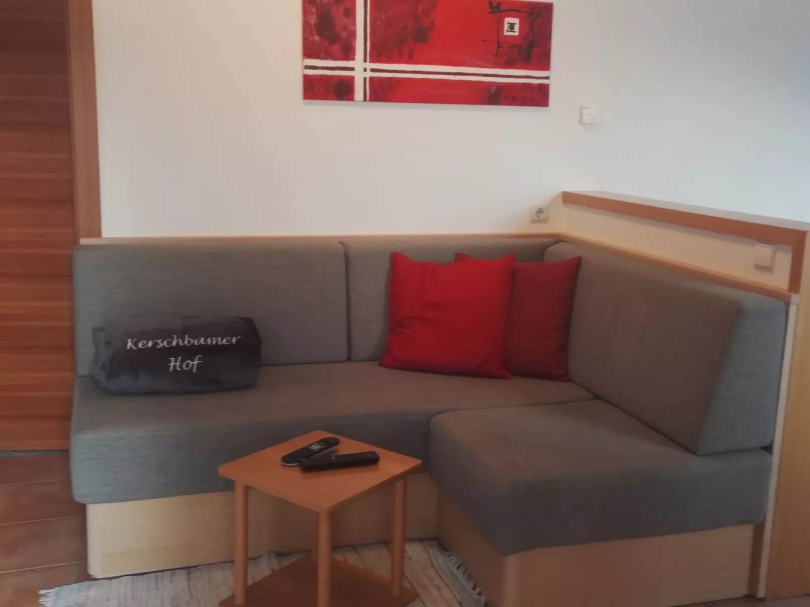 Kerschbamerhof Fewo Pink Lady mit Panoramablick-Drinnen