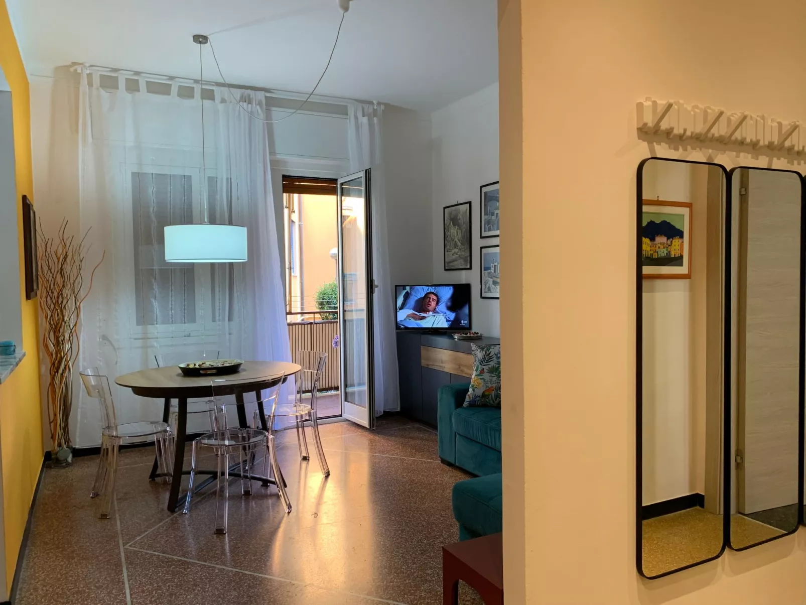 Wohnung 'Sonnenblume' mit Balkon-Image-tags.info