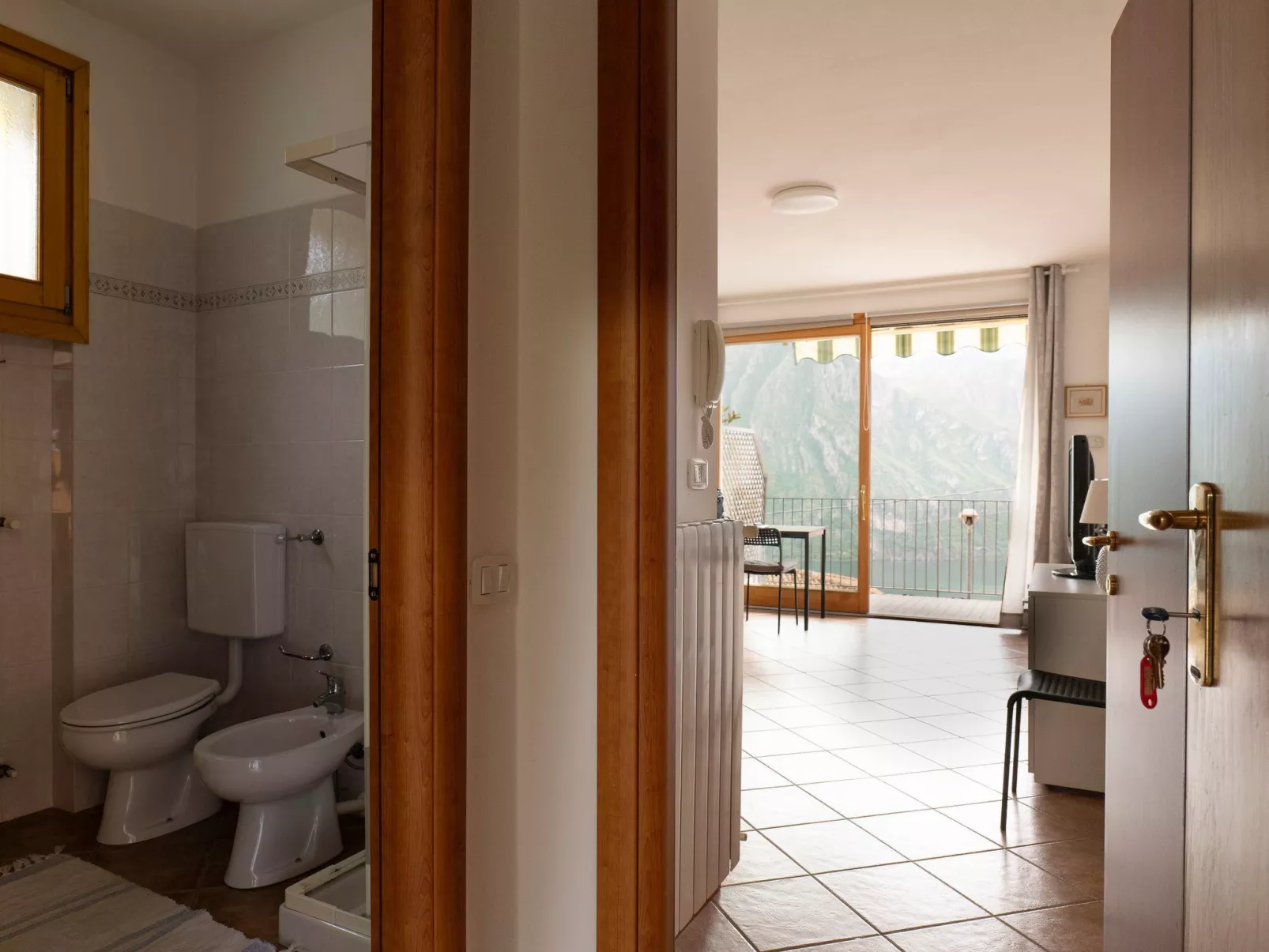 Ein-Zimmer-Wohnung 'Whisper Of Current'-Dedans