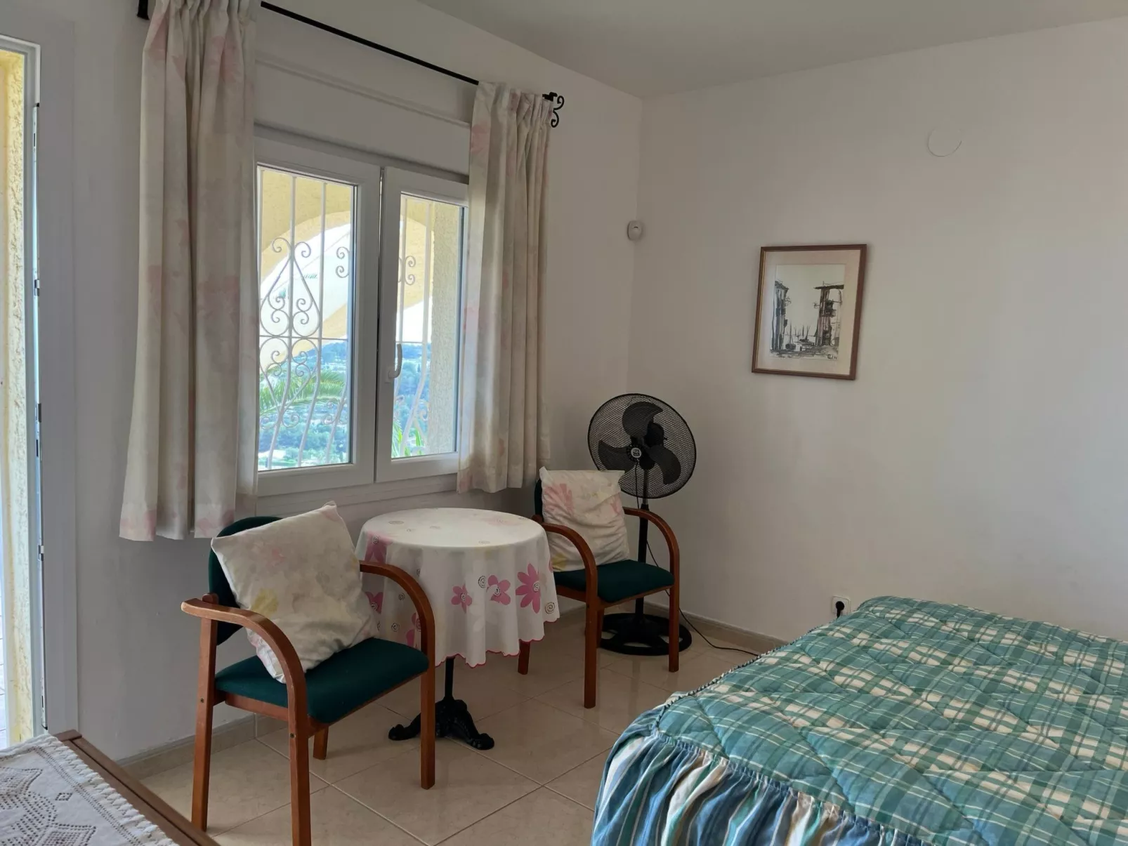 Wohnung in der ersten Etage mit privatem Pool-Image-tags.info