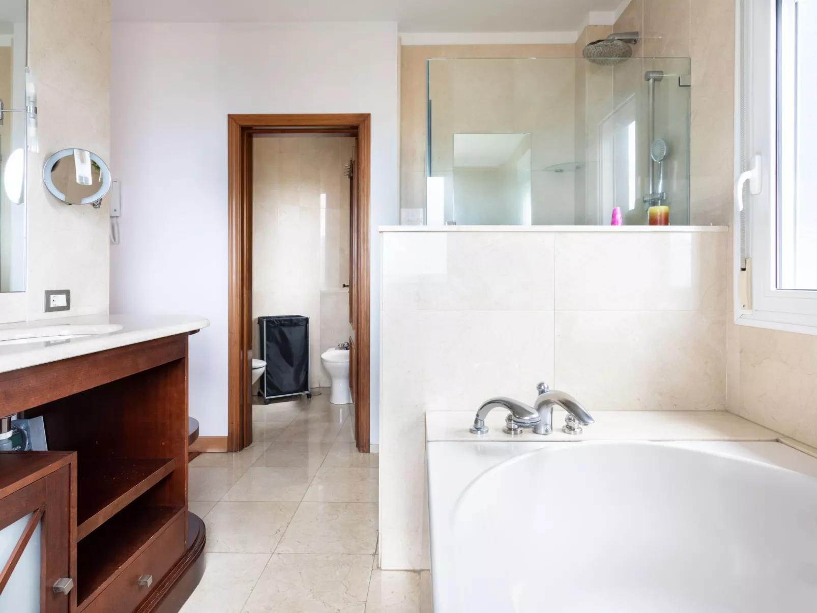 Ferienvilla "Villa Syrah" mit Jacuzzi-Inside