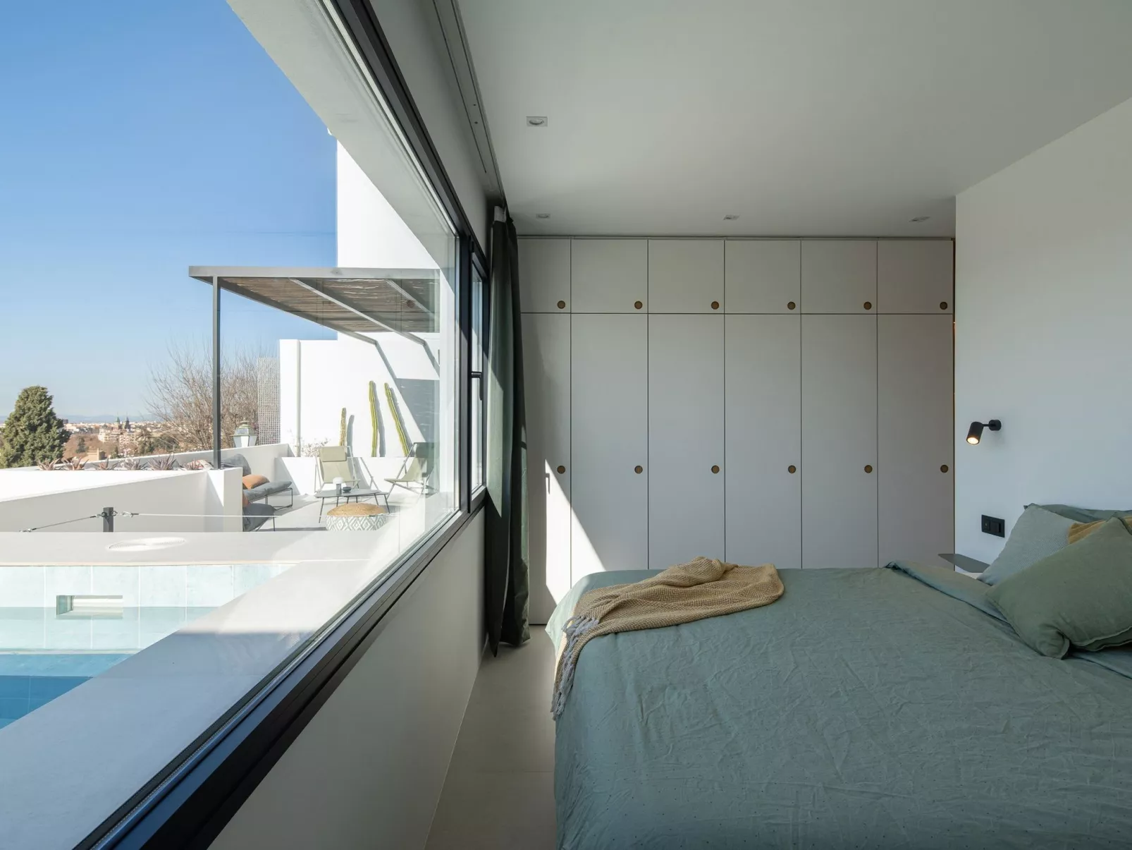 Privater Pool - Terrasse mit Aussicht - Tolle Lage-Dedans