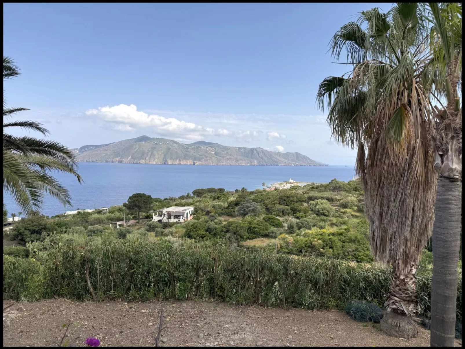 Villa in Panoramasprache, nur wenige Minuten vom Meer entfernt-Dehors