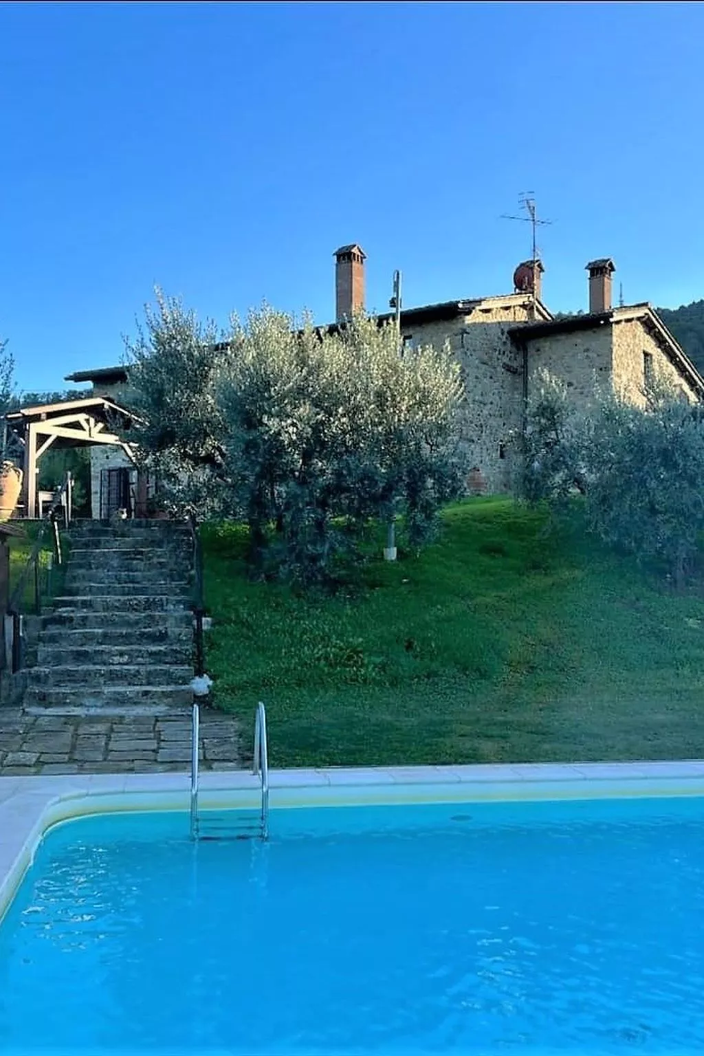 Ein Haus in der Olivenhaine - casa buriano GIULIA-Image-tags.info