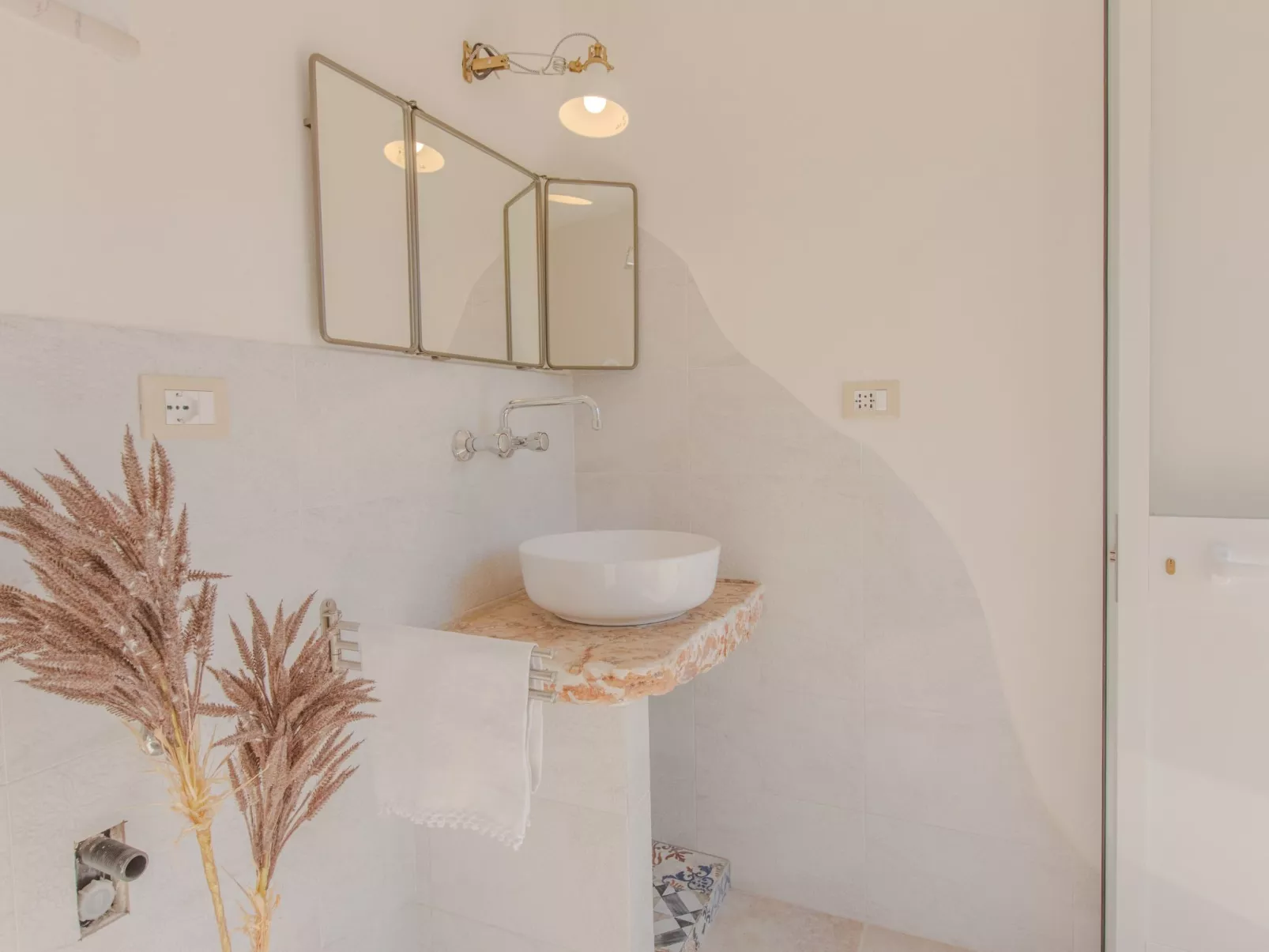 Lamia der Vesper-Dedans