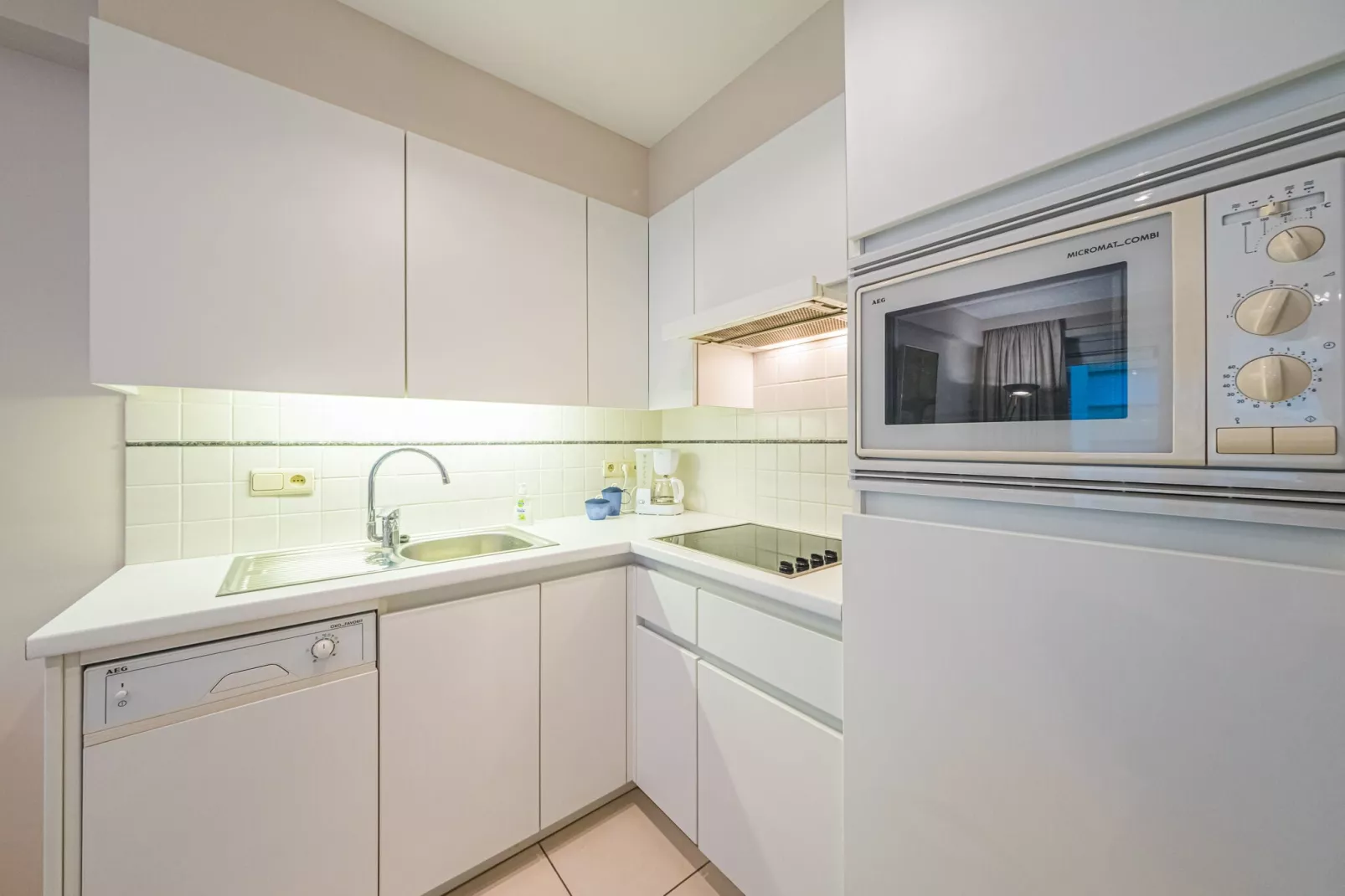 Mathilde 0402-Kitchen