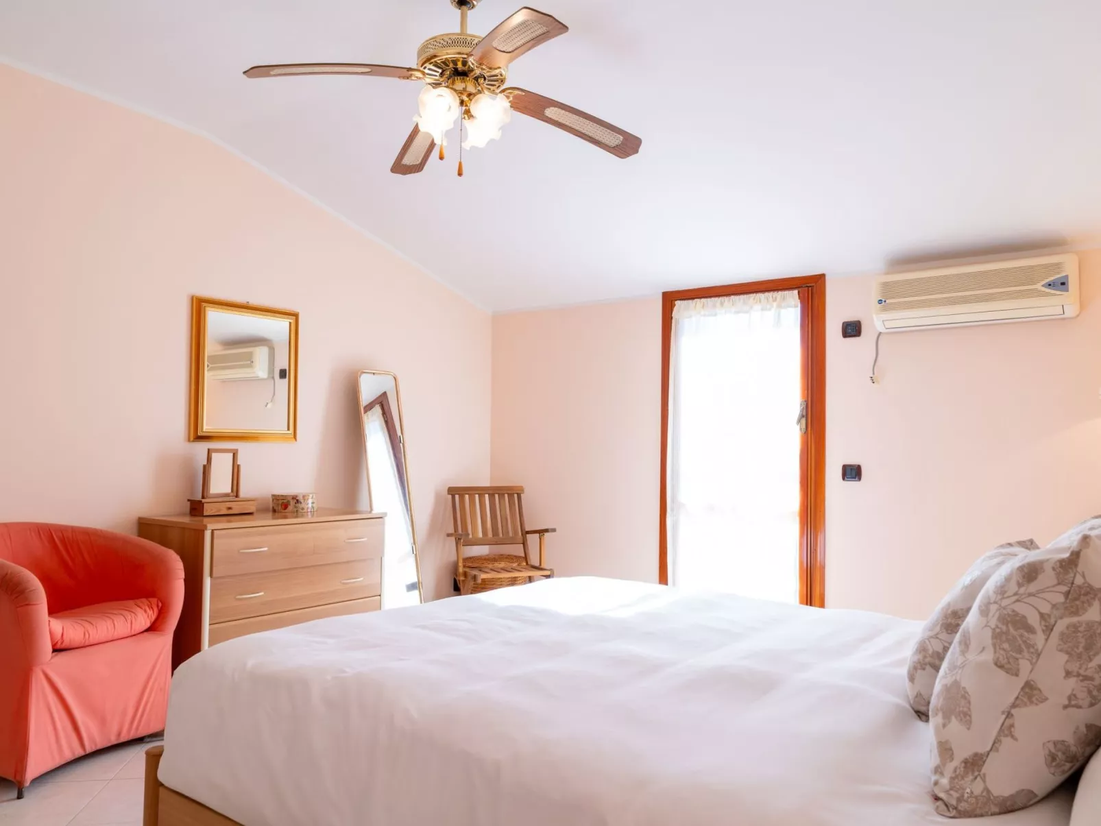 Haus Roberta-Image-tags.info