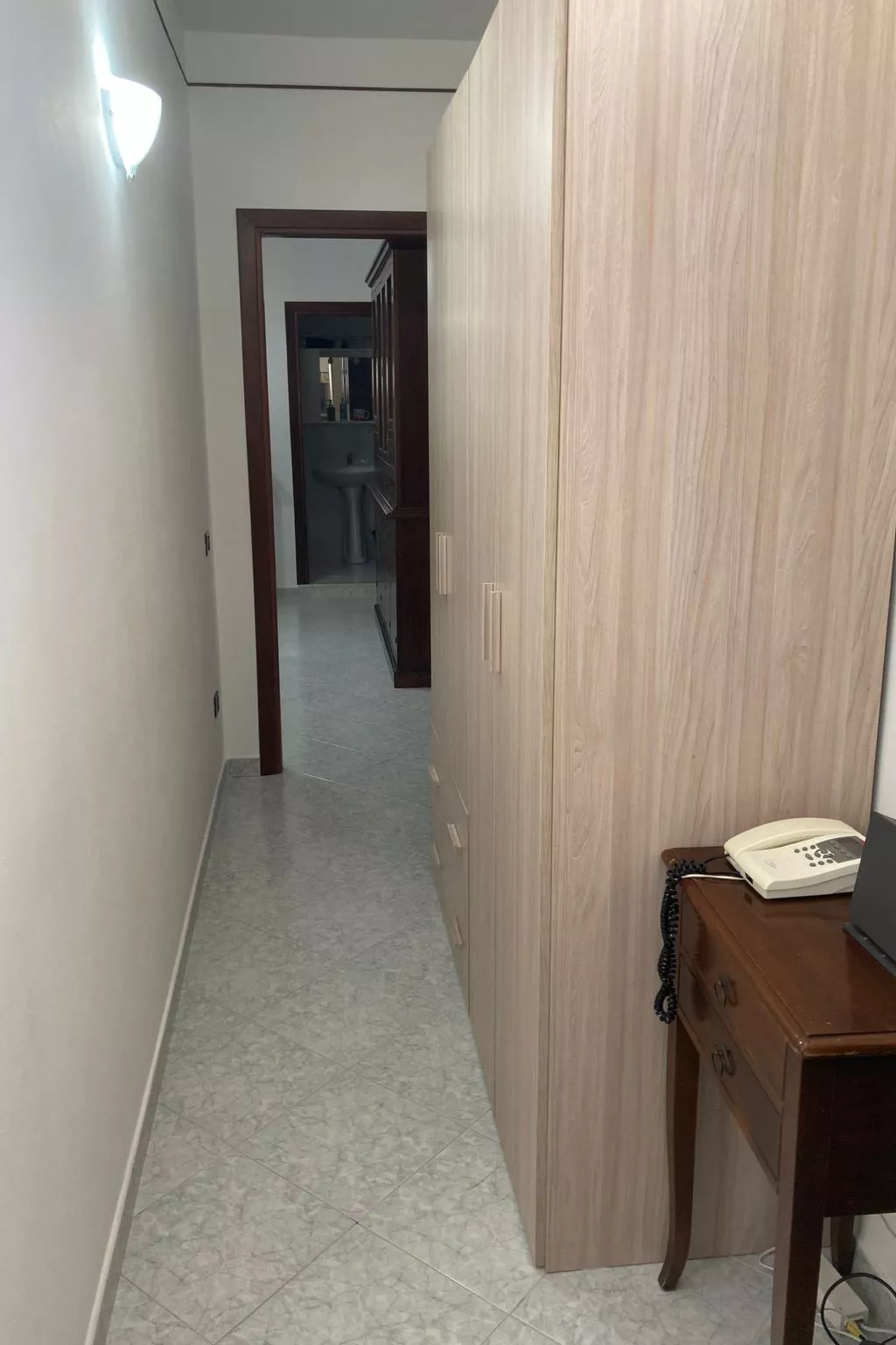 "Via Manin 13" mit Wi-Fi-Image-tags.info