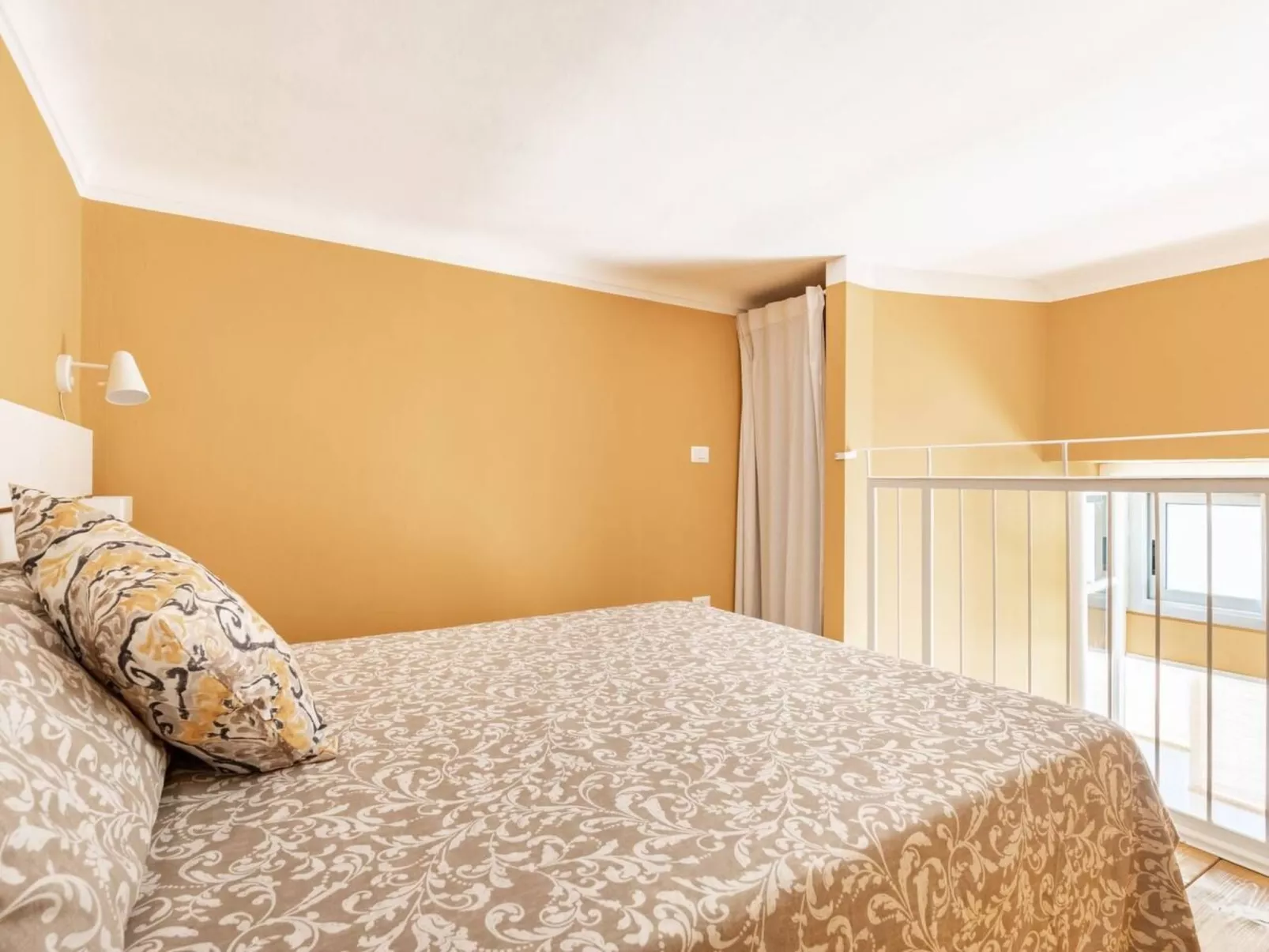 Carla B von Holiday World-Dedans