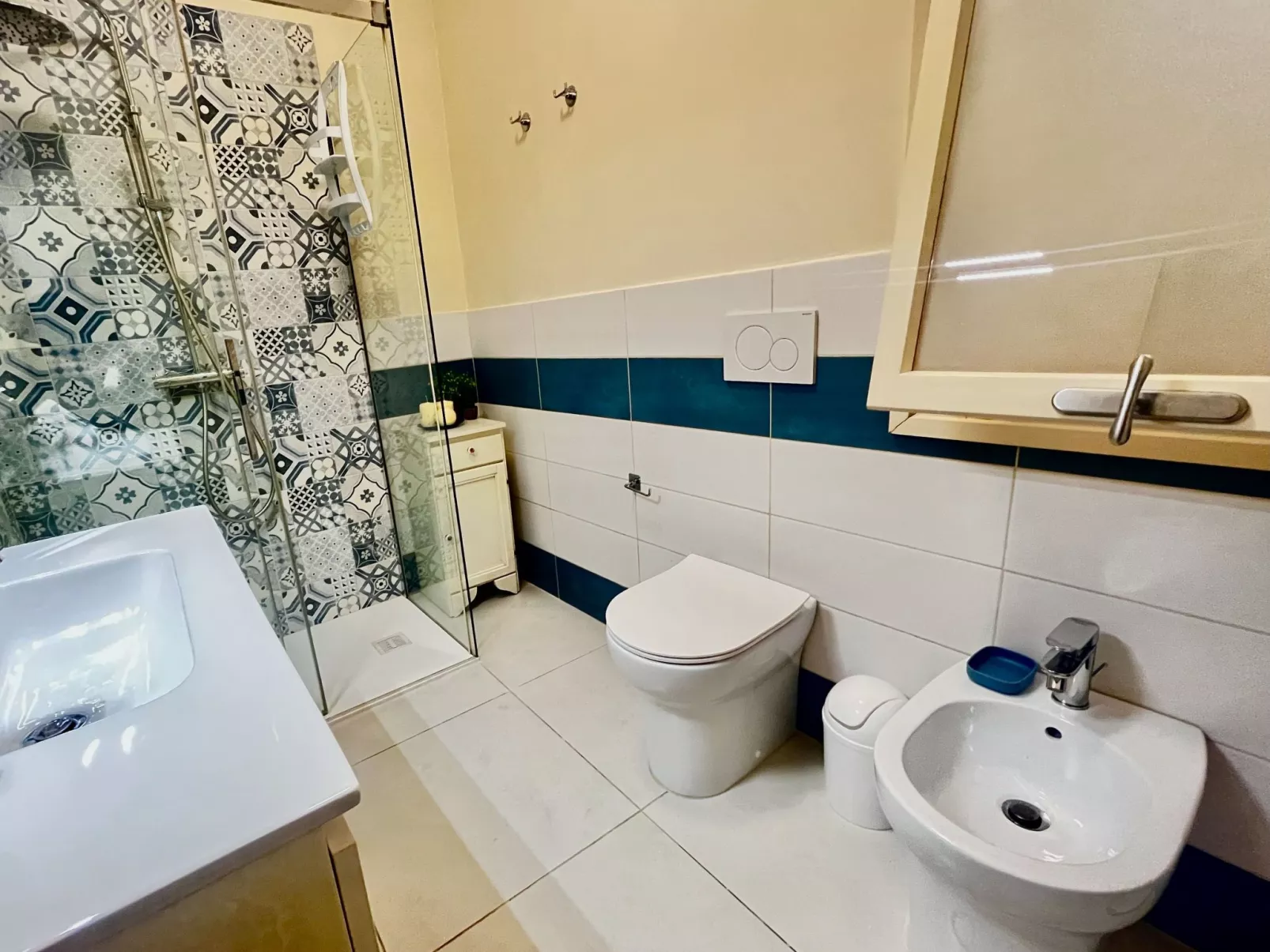 Lucevan le stelle von Holiday World-Inside