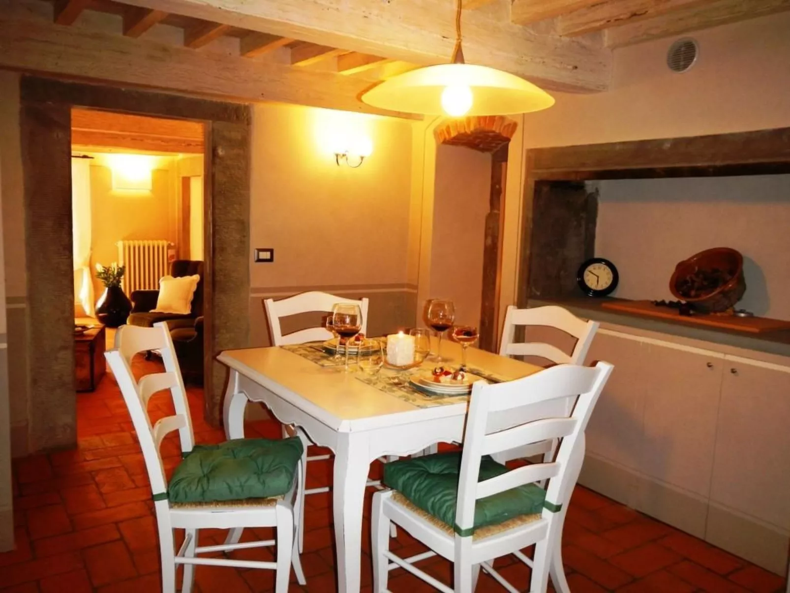 Stilvolle Wohnung mit Whirlpool in einem Renaissance-Palazzo mitten in Cortona-Inside