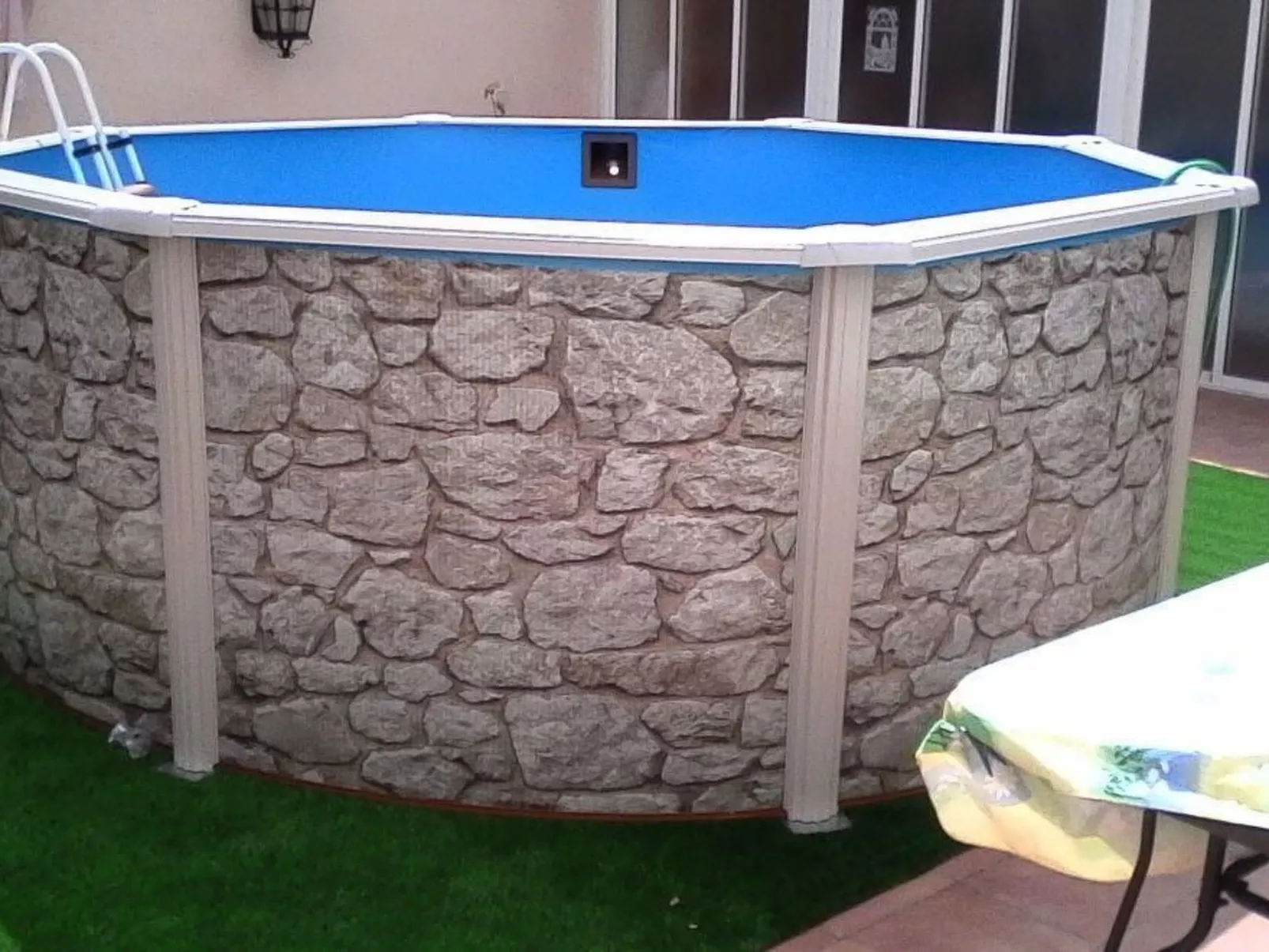 Wohnung mit Terrasse und privatem Pool-Dehors