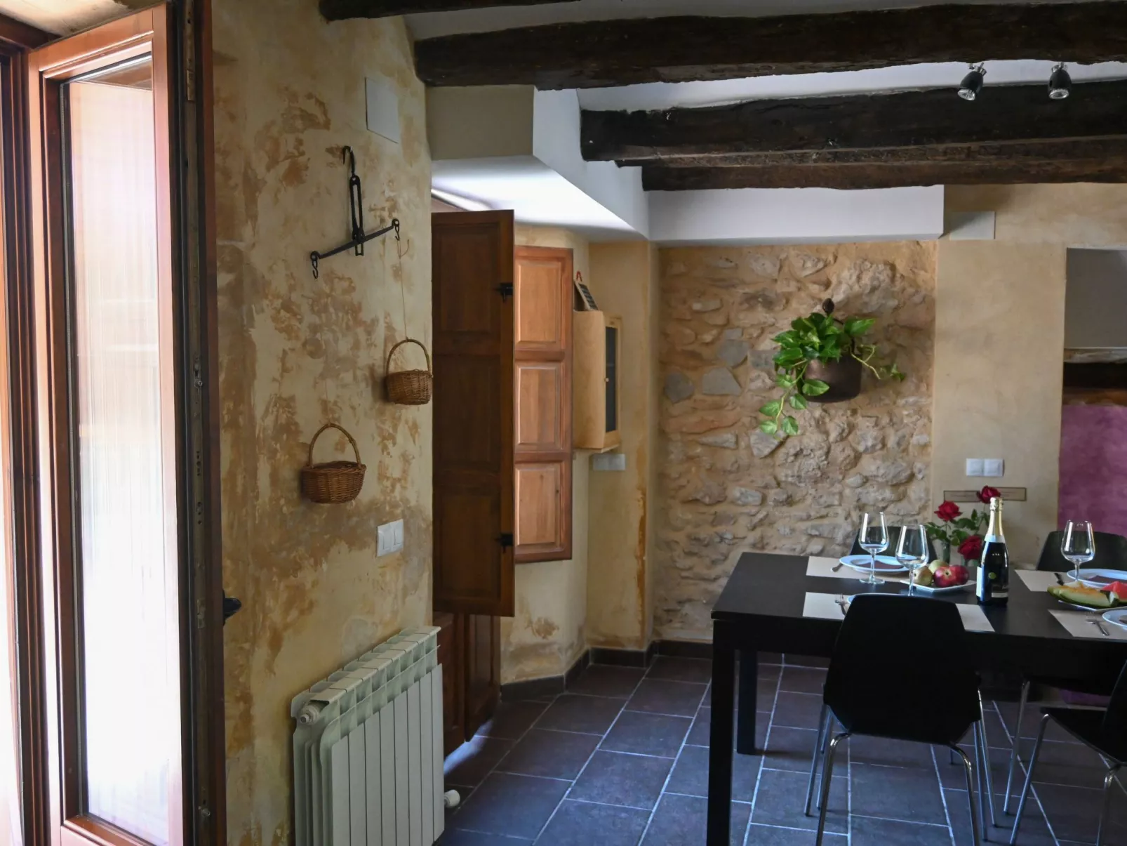 Els Cups, casa rural-Drinnen