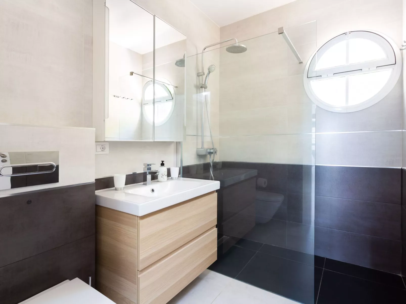 Villa del Duque-Inside