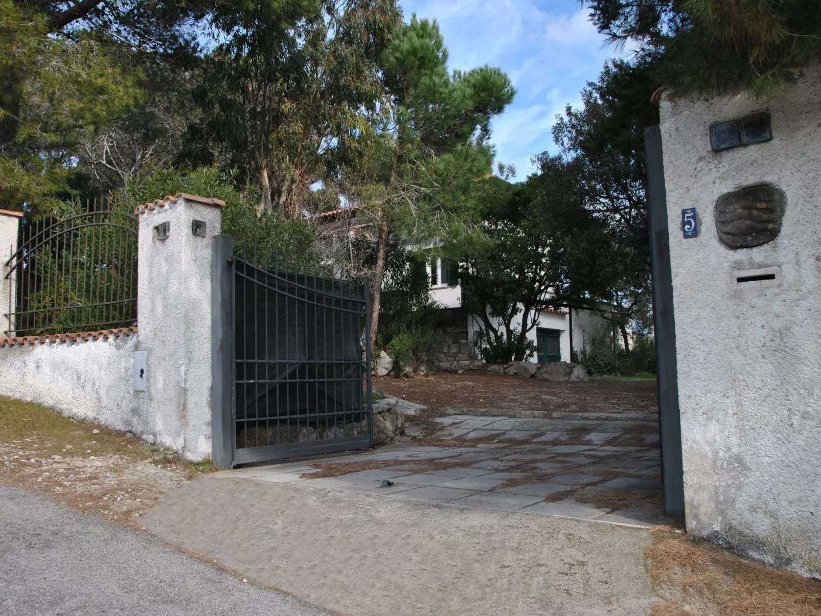 Villa zur Alleinbenutzung im Grünen-Draußen