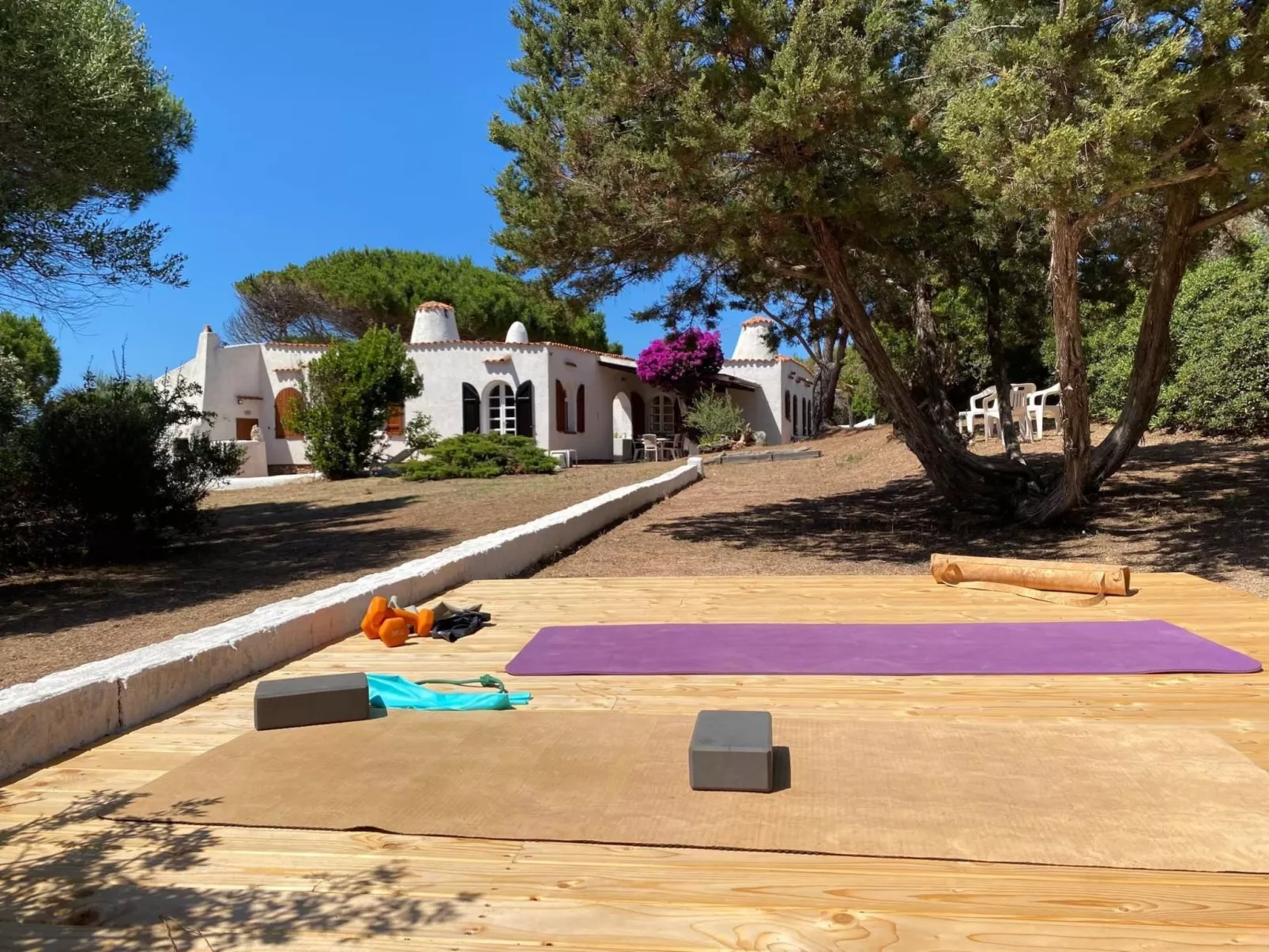 Villa Costa Rossa-Draußen