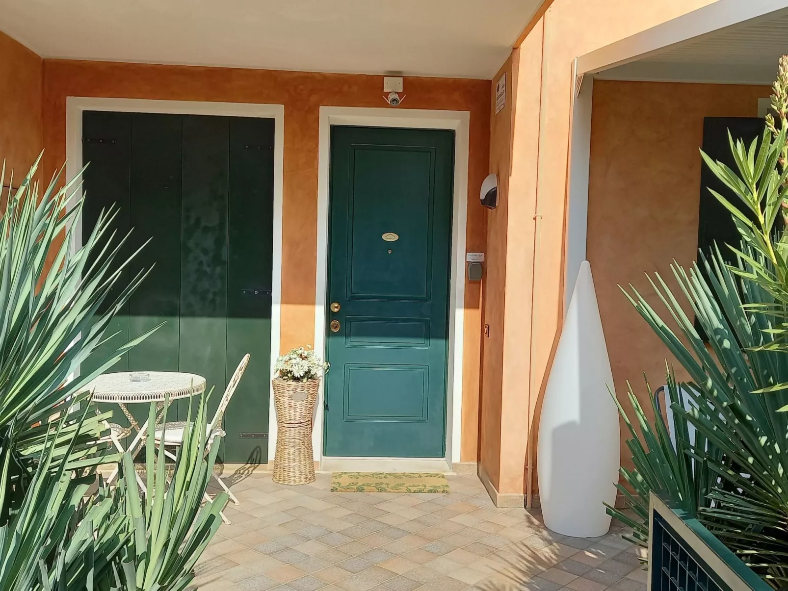 Stilvoller und gemütlicher Mini mit Garage-Outside