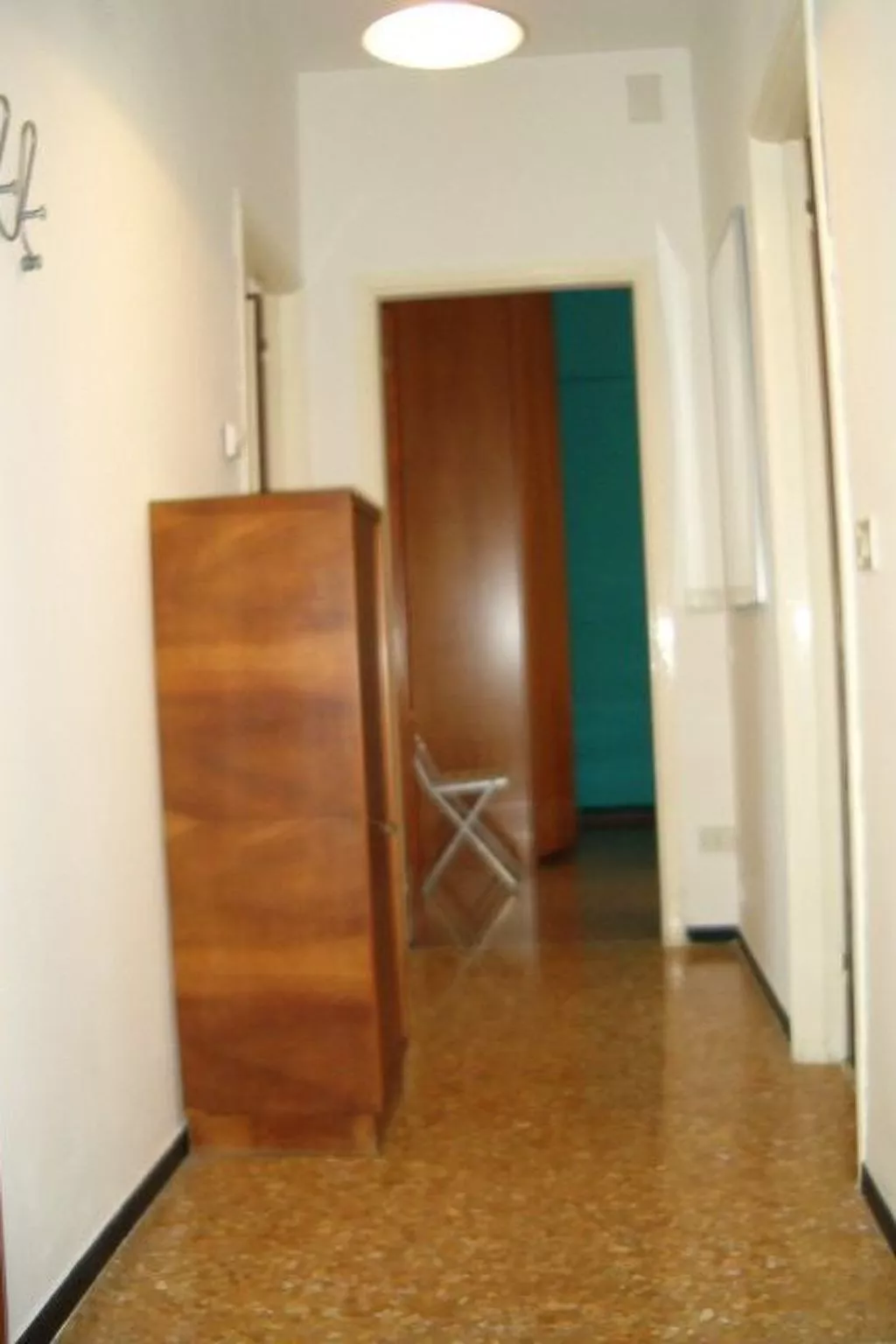 Finalmarina Zwei-Zimmer-Wohnung 300m Strand-Drinnen