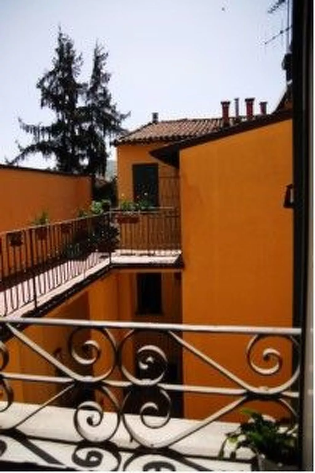 Wohnung 'Ihr Zuhause' mit Terrasse-Draußen