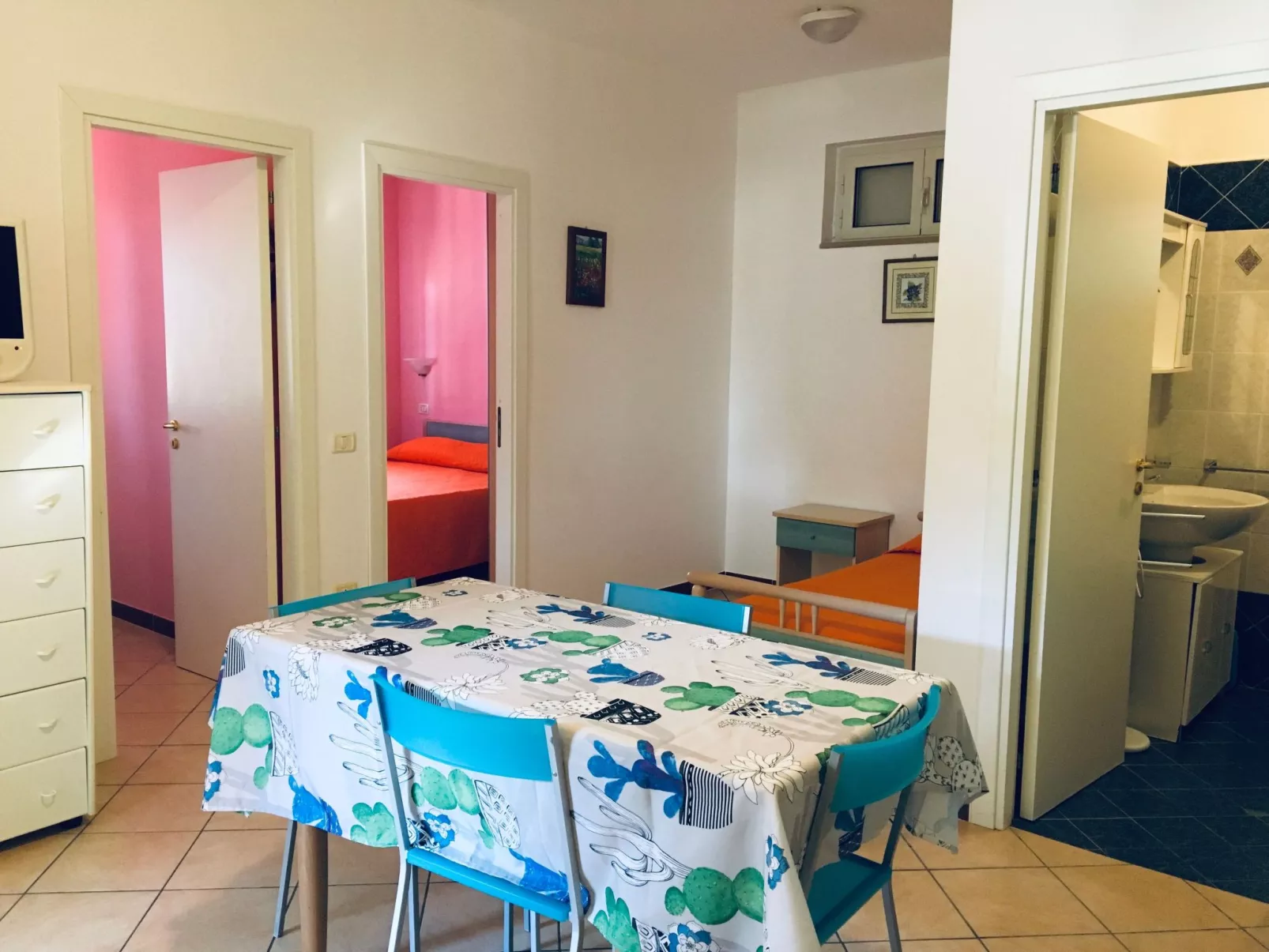 Gemütliche Wohnung in Vieste mit Grill-Drinnen