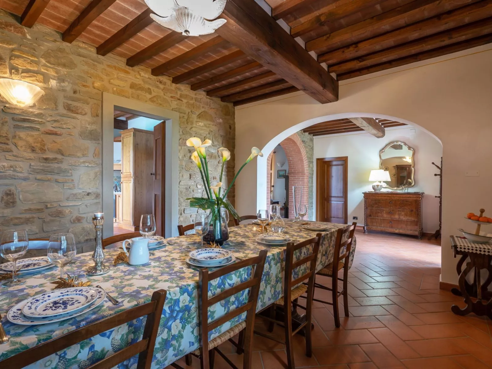 Weingut Le Caselle-Drinnen