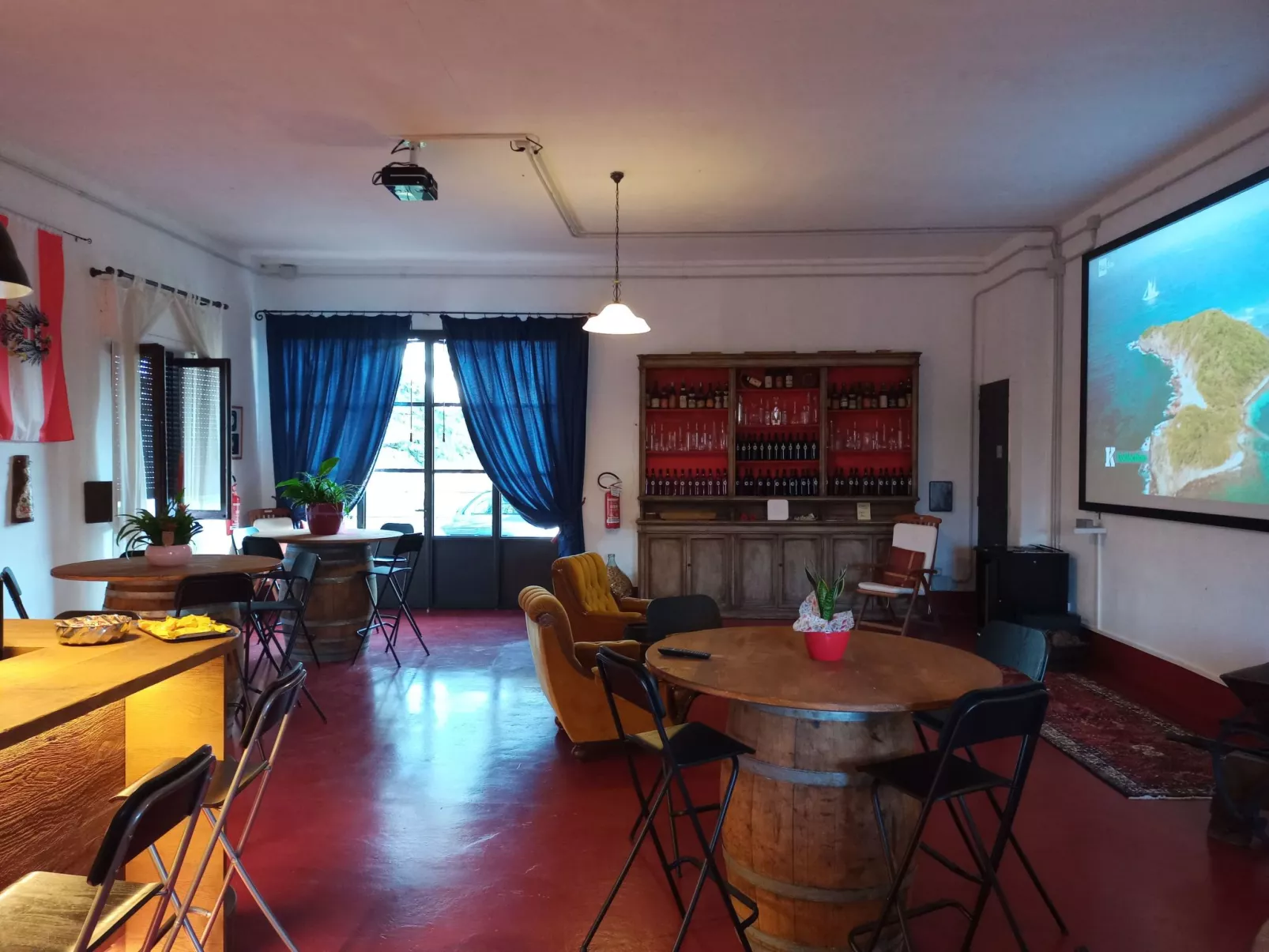 Flache Linde-Drinnen