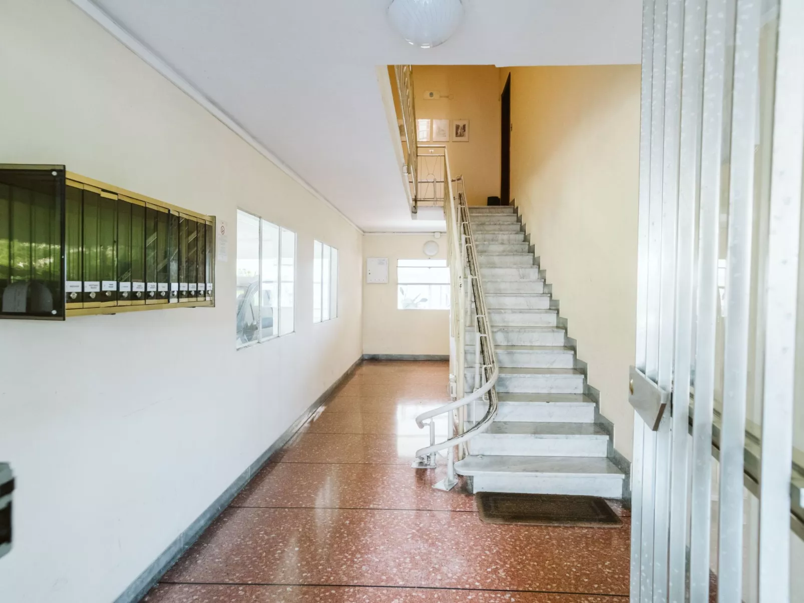 AlCastellino-Drinnen