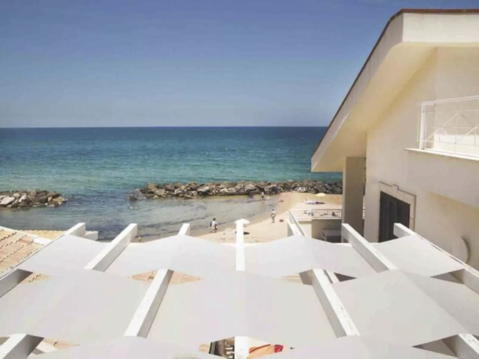 Meer von Sizilien-Drinnen