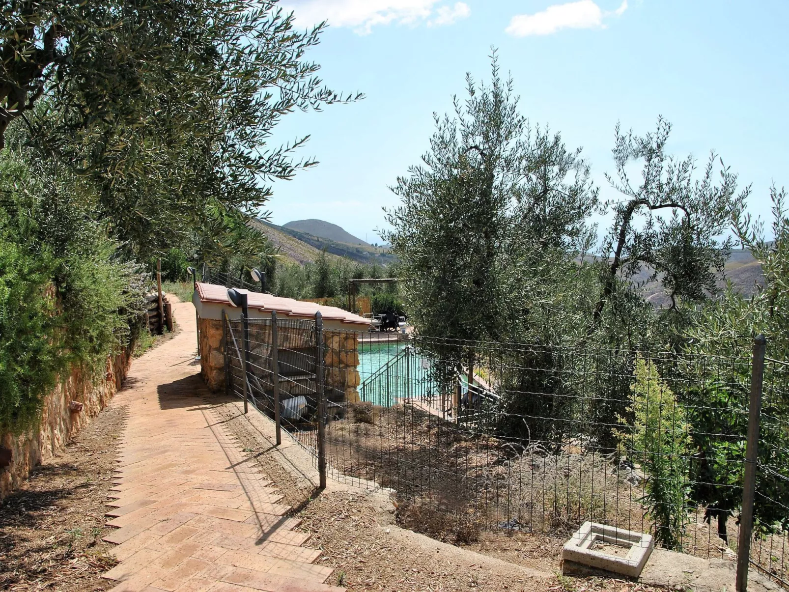 Doppelhaushälfte mit Gemeinschaftspool-Outside