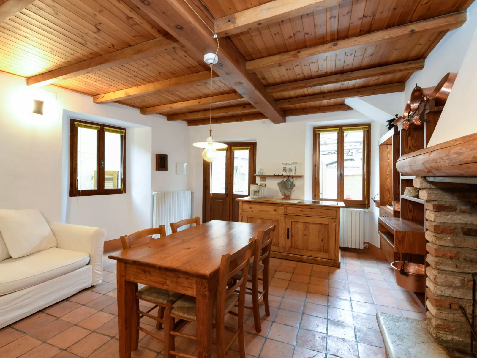 Wohnung Taverne-Dedans